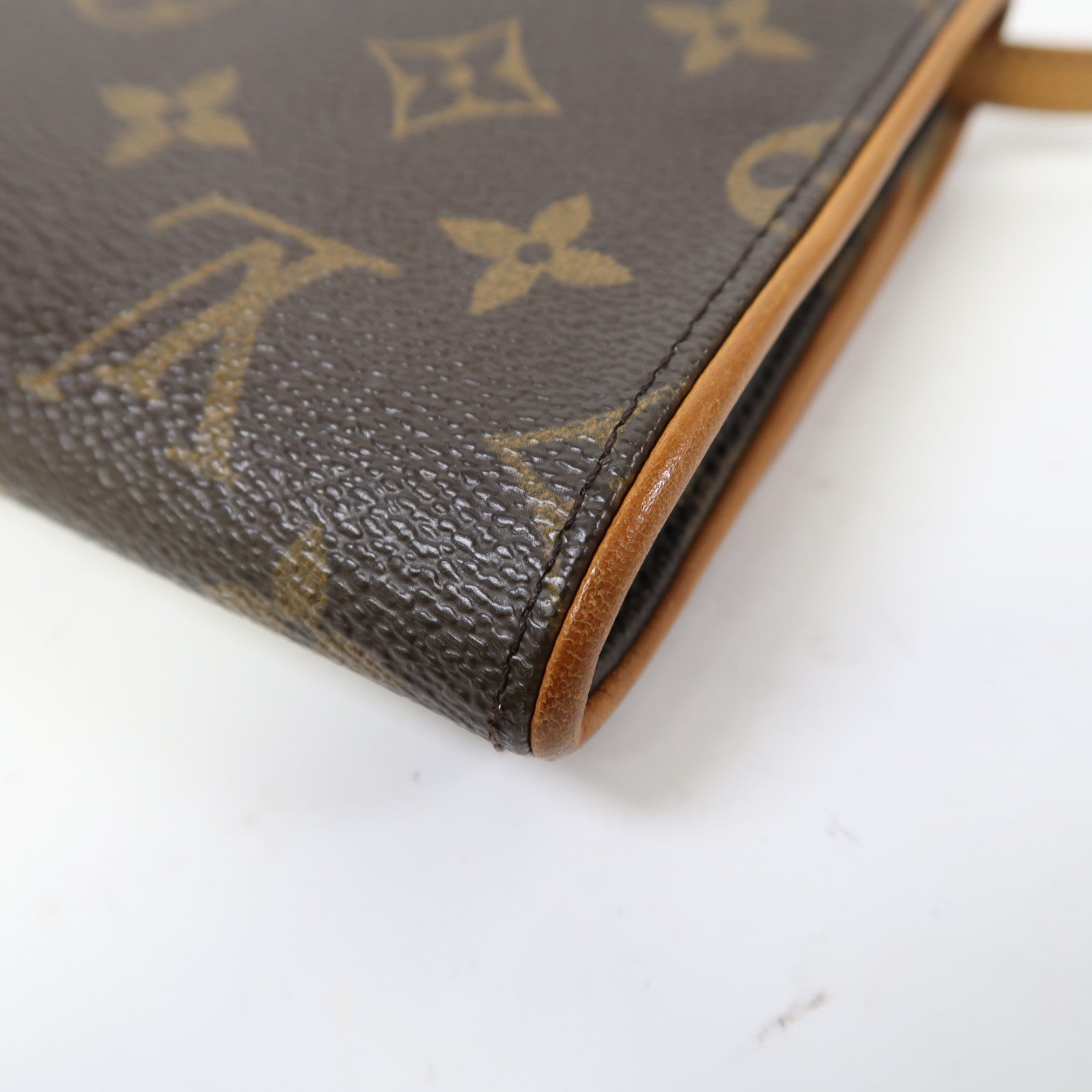 LOUIS VUITTON 【激減優惠】Monogram Pochette Twin GM金扣肩背袋啡色