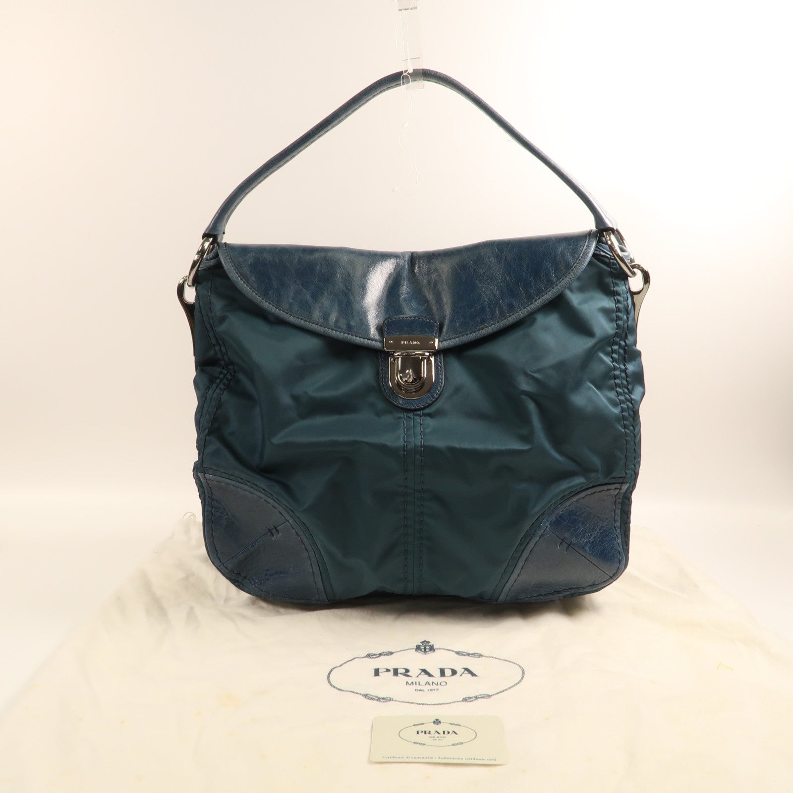 PRADA 尼龍/牛皮皮革Shoulder Bag銀扣肩背袋