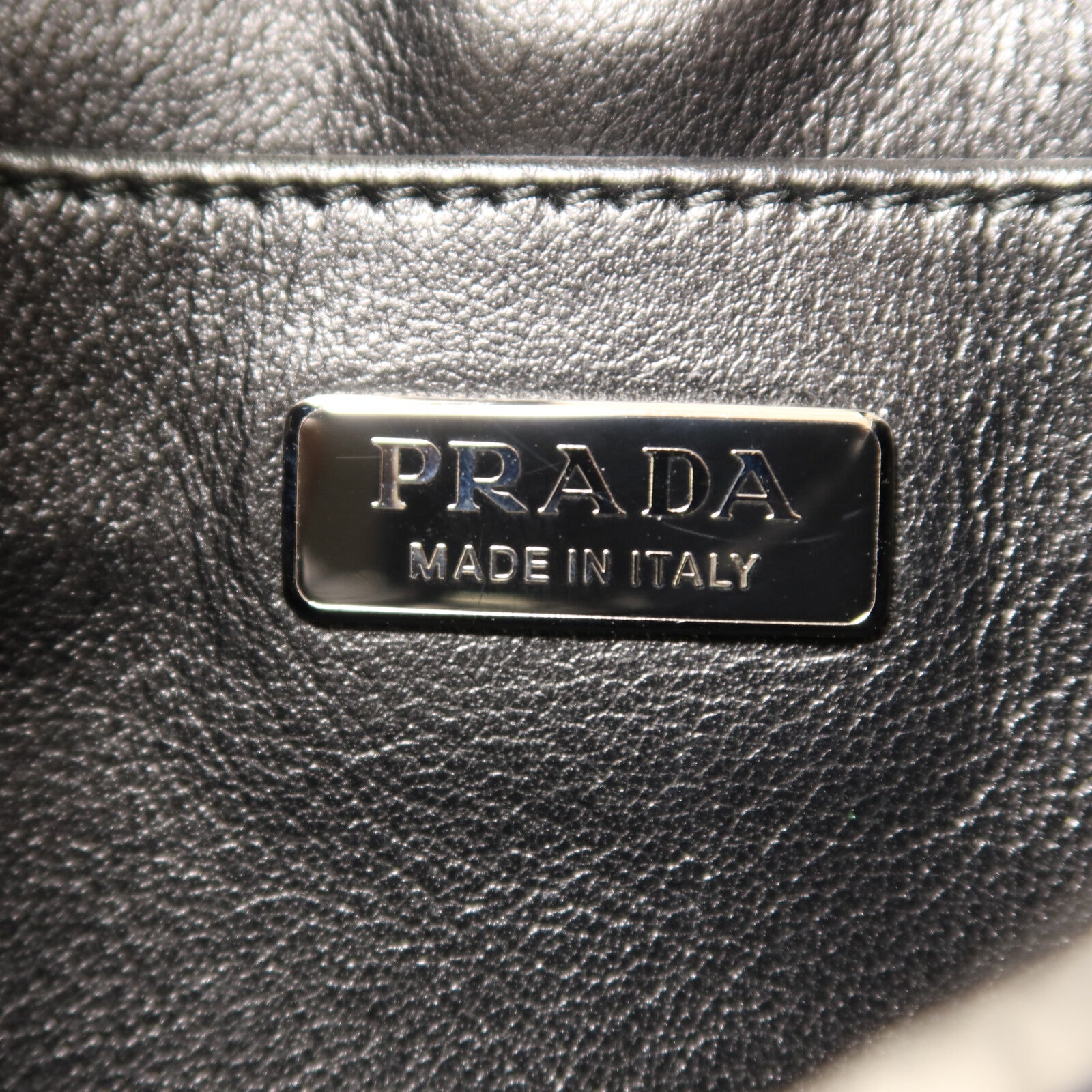 PRADA 針織布料Cleo Shoulder Bag銀扣肩背袋