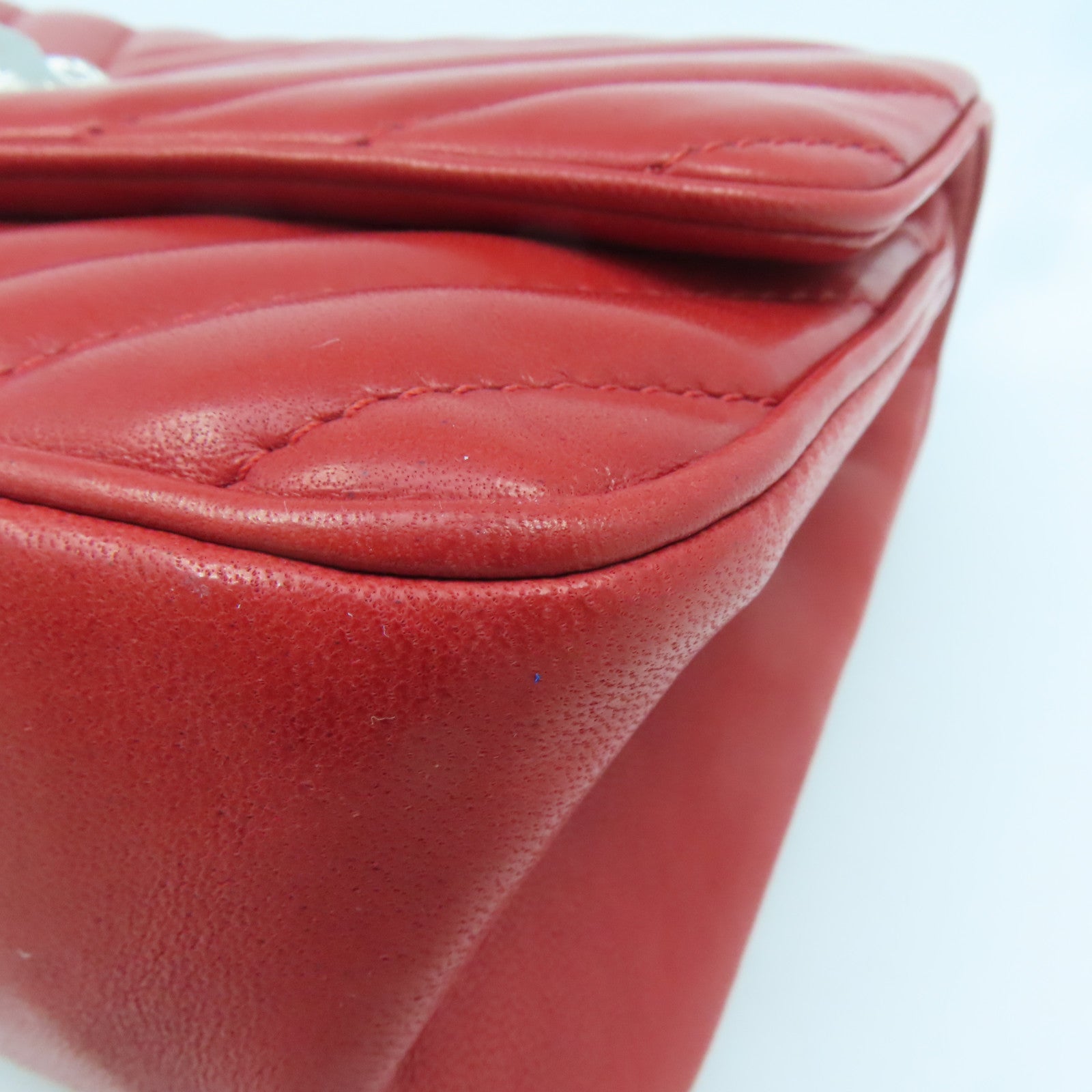 CHANEL twill cowhide leather Chain Shoulder silver buckle shoulder bag red