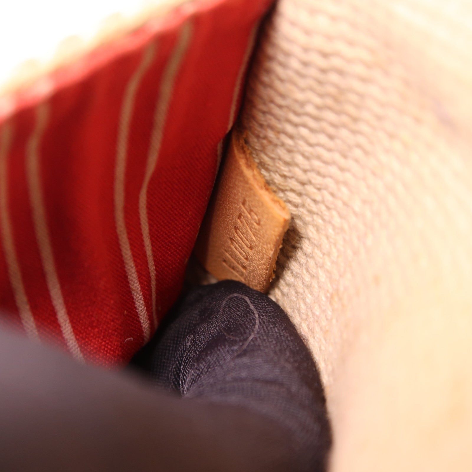 LOUIS VUITTON 帆布Antigua Besace PM金扣肩背袋