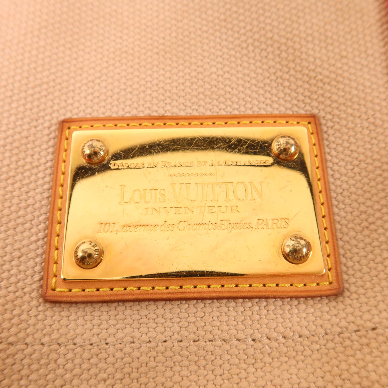 LOUIS VUITTON 帆布Antigua Besace PM金扣肩背袋