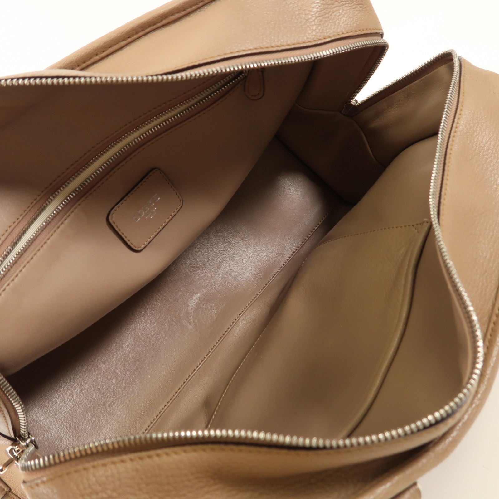 LOEWE 牛皮皮革Amazona 23銀扣手挽袋