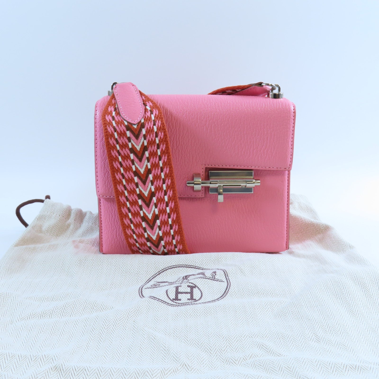HERMES **【激減優惠】Chevre皮革Mini Verrou銀扣肩背袋Rose D'ete夏日玫瑰粉紅色
