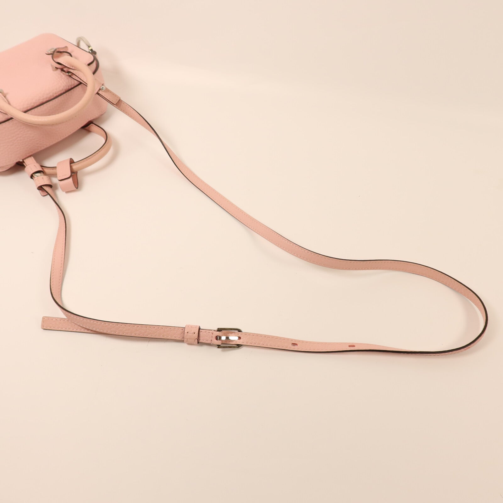 Delvaux 牛皮皮革Cool Box Mini銀扣手挽肩背兩用袋