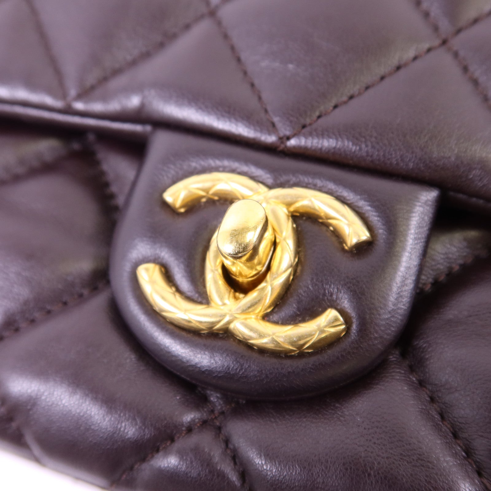 CHANEL 牛皮皮革Chain Shoulder Bag金扣鏈帶肩背袋