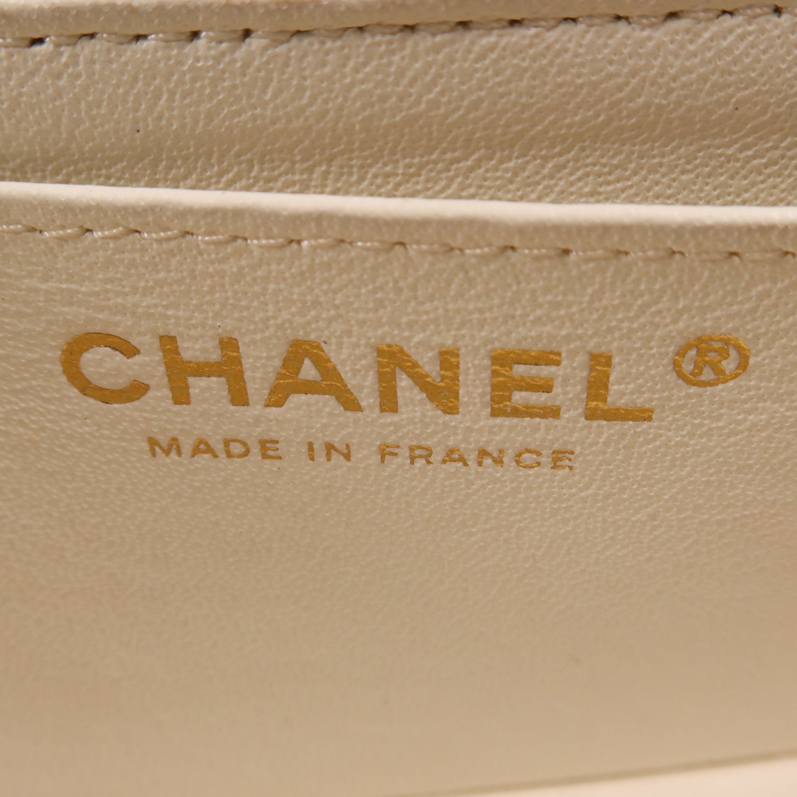 CHANEL 牛皮皮革Chain Shoulder金扣鏈帶肩背袋