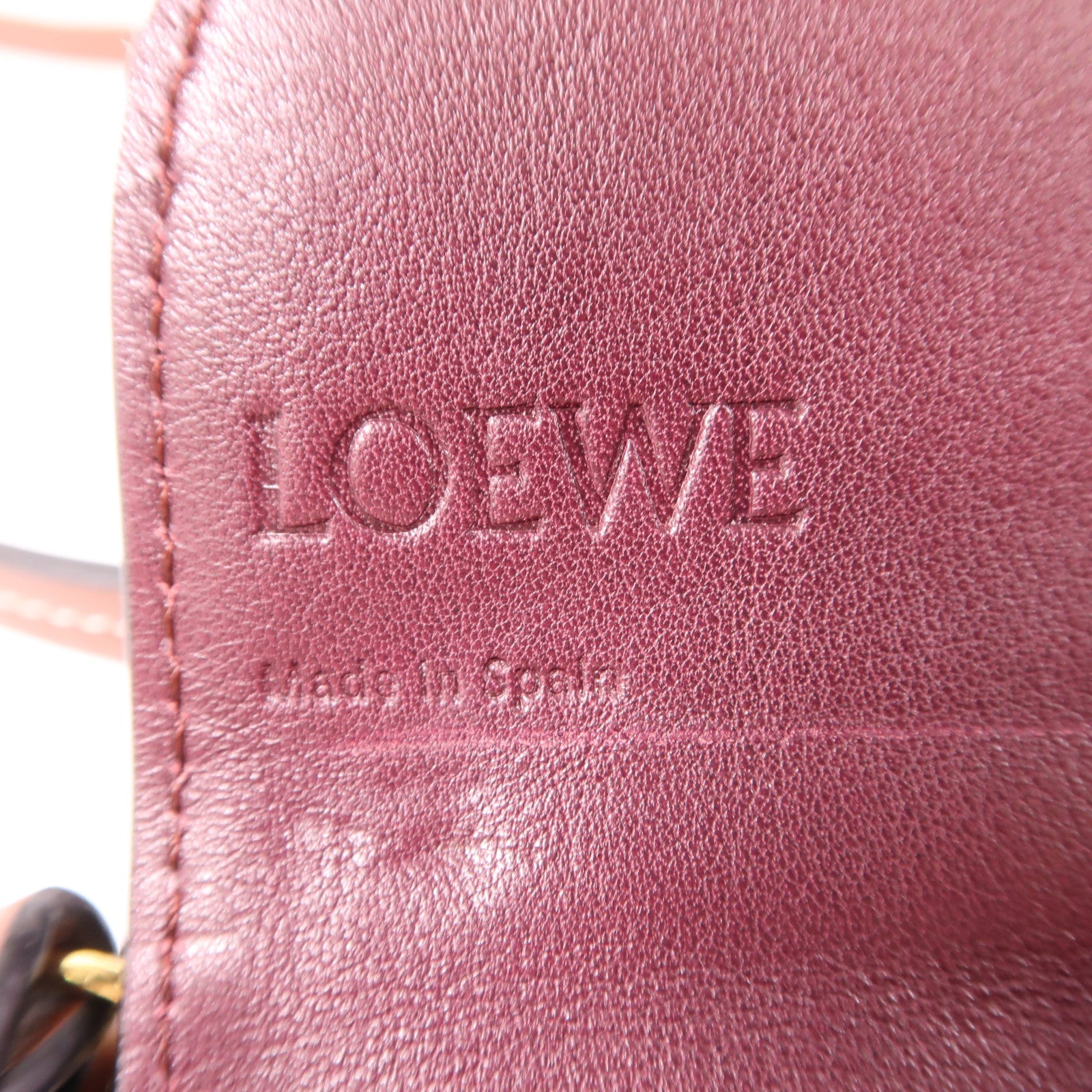 LOEWE 牛皮皮革Gate Pochette Bag金扣肩背袋