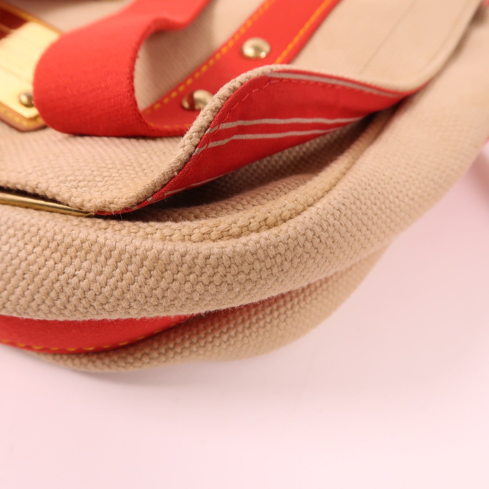 LOUIS VUITTON 帆布Antigua Besace PM金扣肩背袋