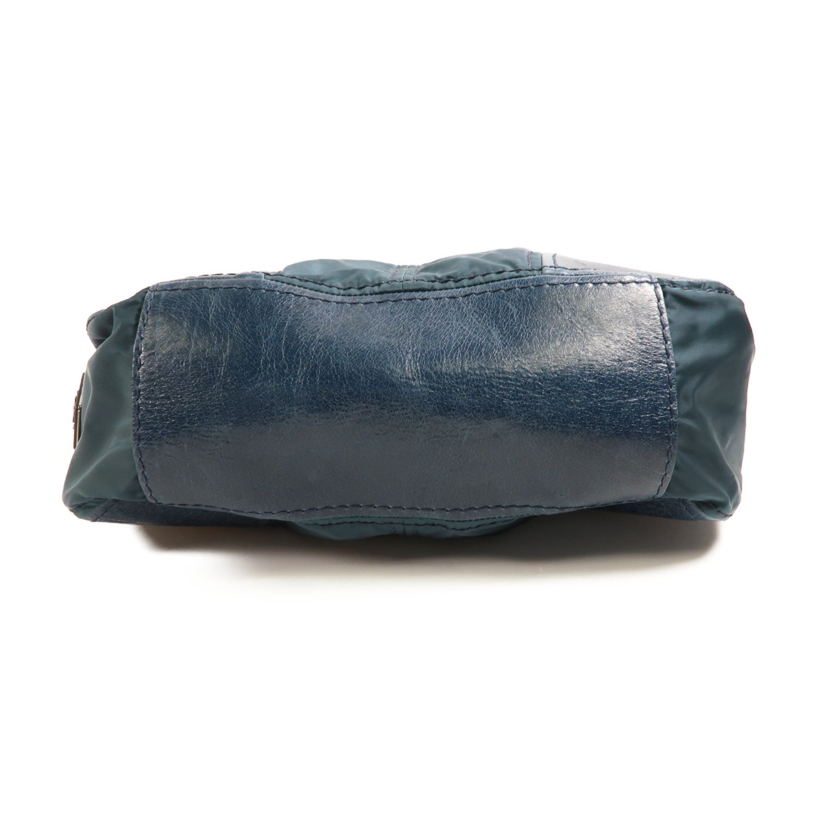 PRADA 尼龍/牛皮皮革Shoulder Bag銀扣肩背袋