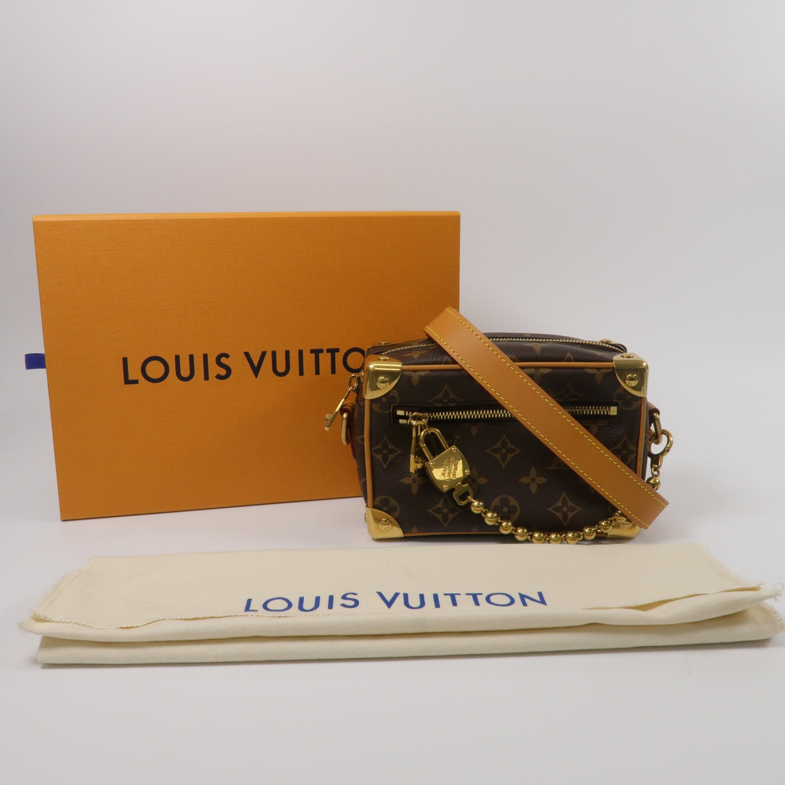 LOUIS VUITTON Monogram Mini Soft Trunk肩背袋