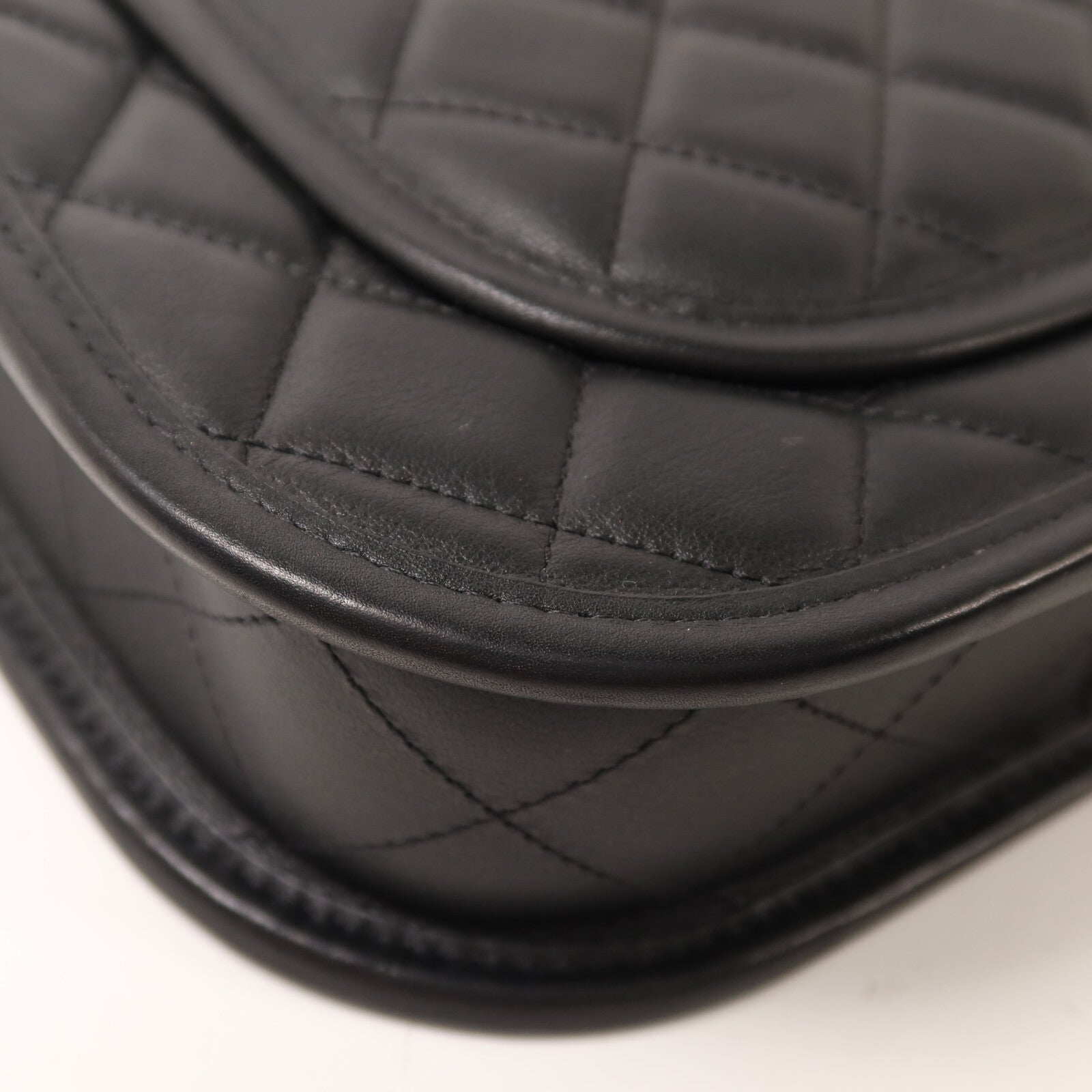 CHANEL 牛皮皮革Hobo鏈帶手挽肩背兩用袋