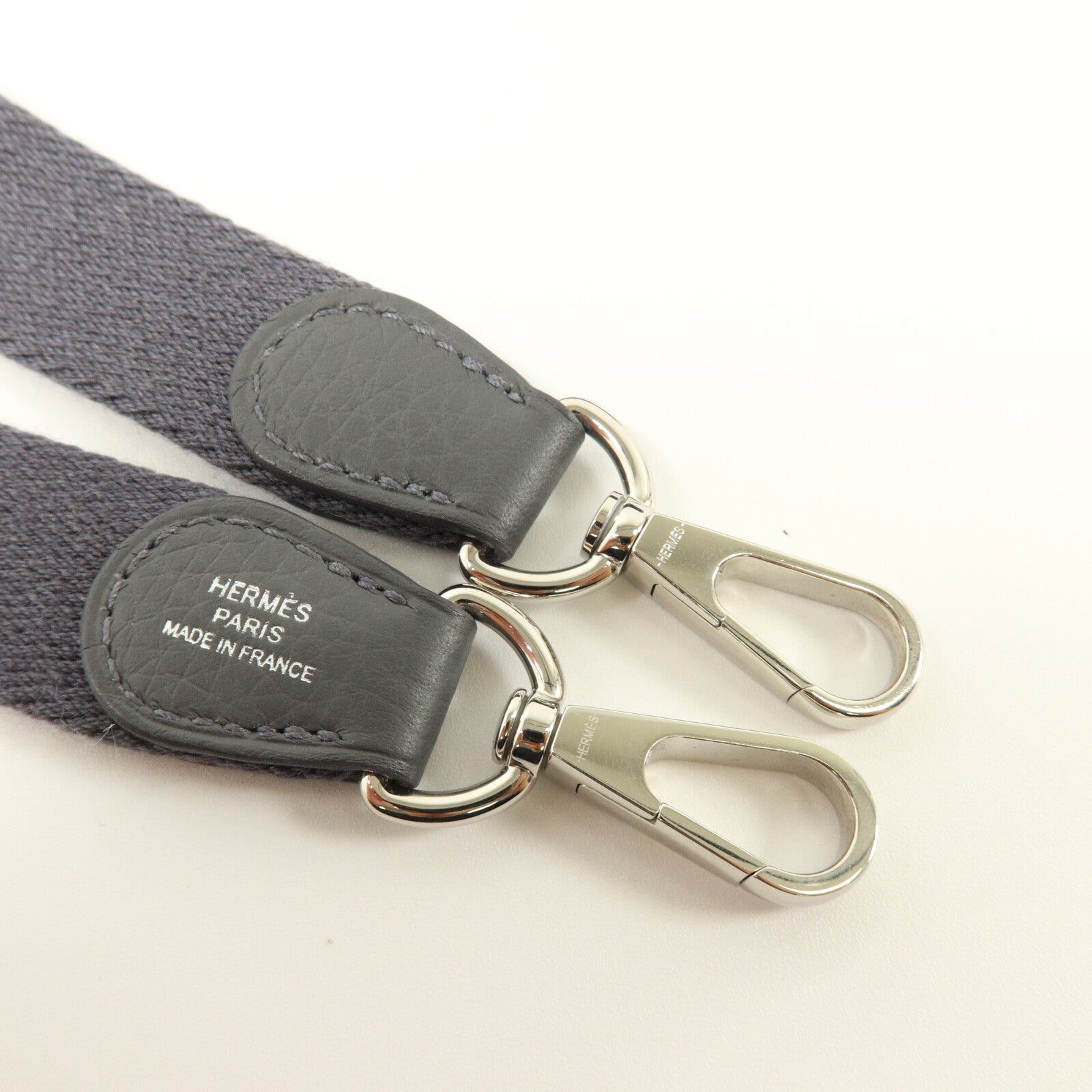 HERMES Clemence皮革Evelyne TPM肩背袋Gris Misty