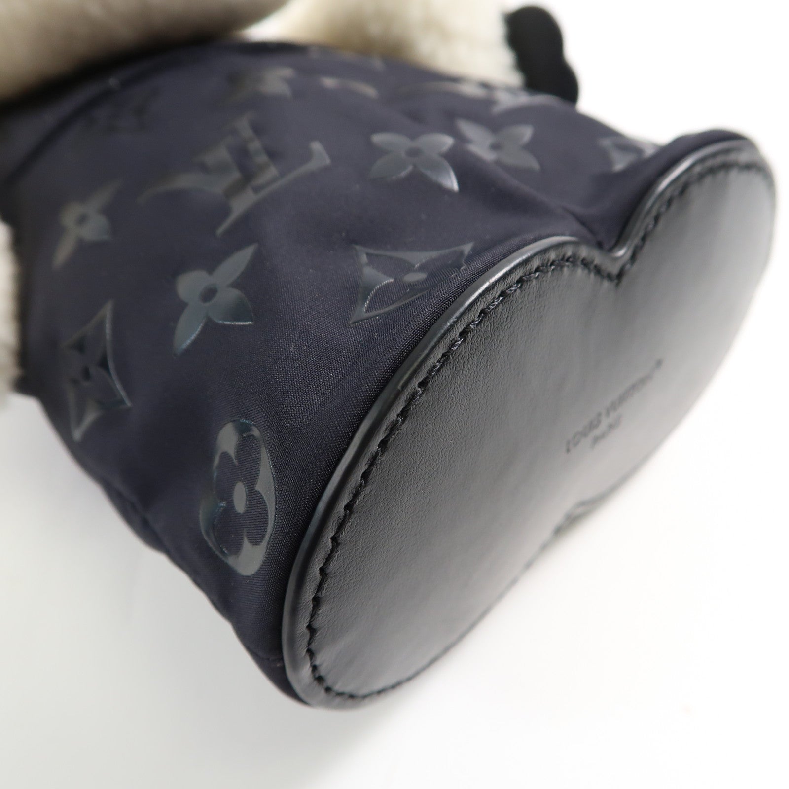 LOUIS VUITTON 羊毛/尼龍Vivienne Backpack銀扣背包