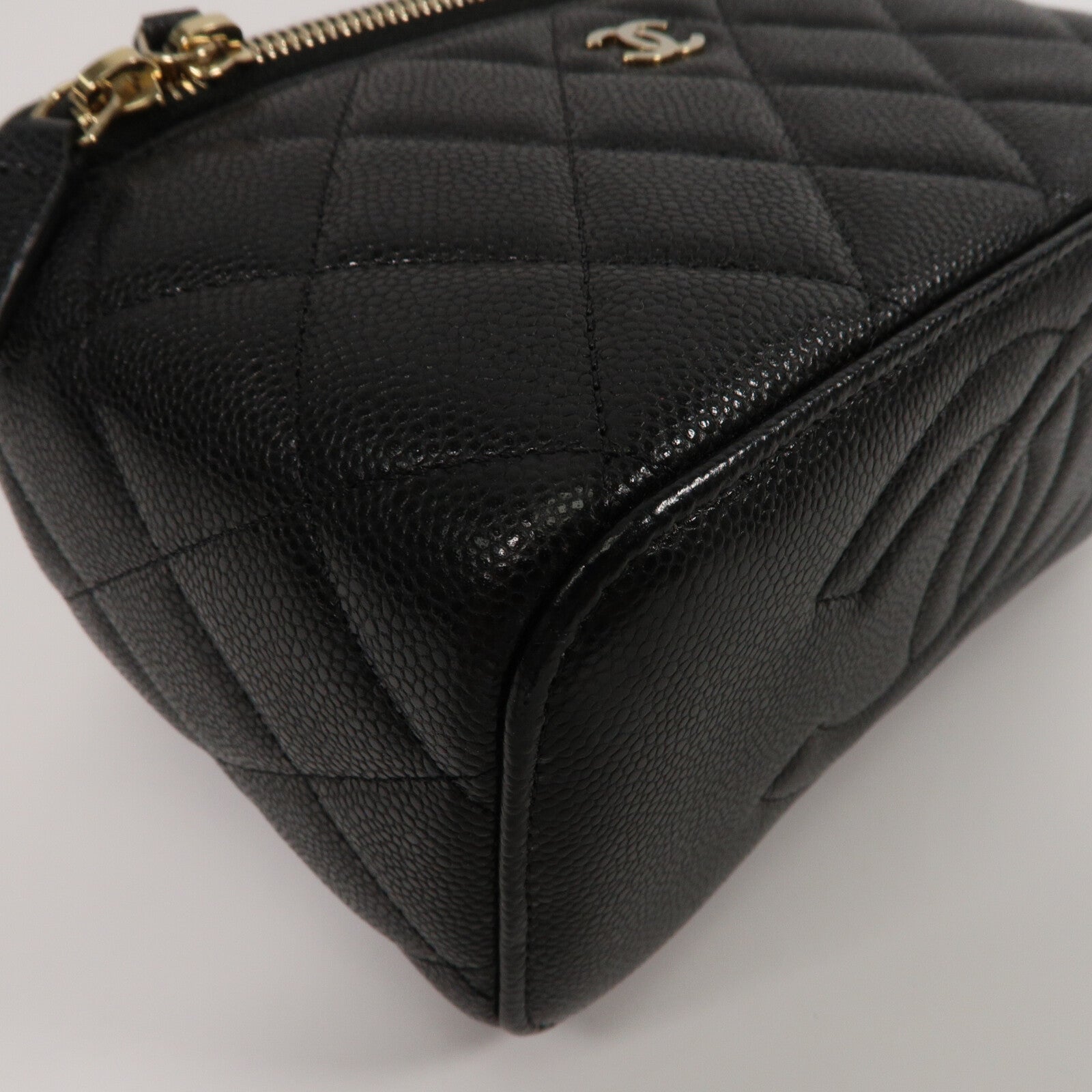 CHANEL 牛皮皮革Vantiy Case鏈帶肩背袋