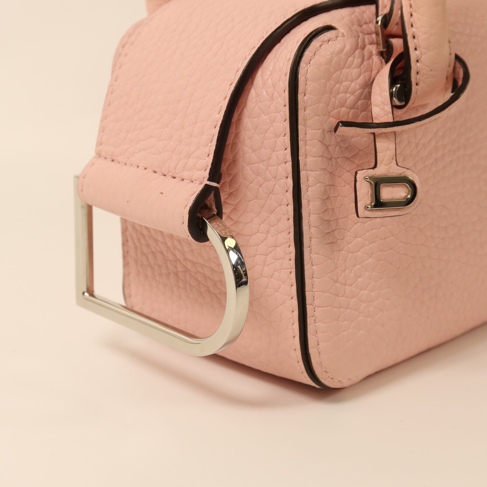 Delvaux 牛皮皮革Cool Box Mini銀扣手挽肩背兩用袋