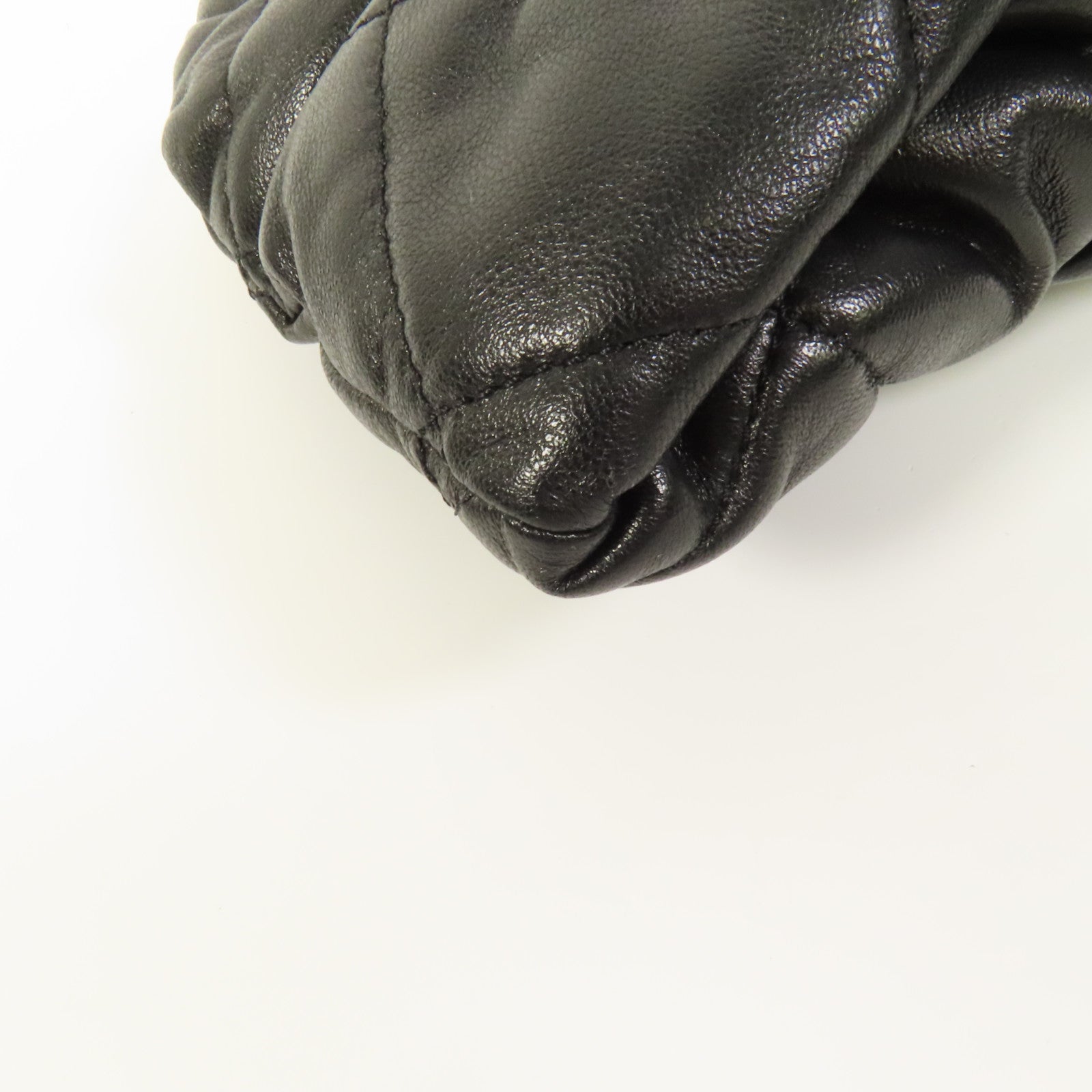 CHANEL 羊皮皮革Mini Bow Bag金扣手挽肩背兩用袋