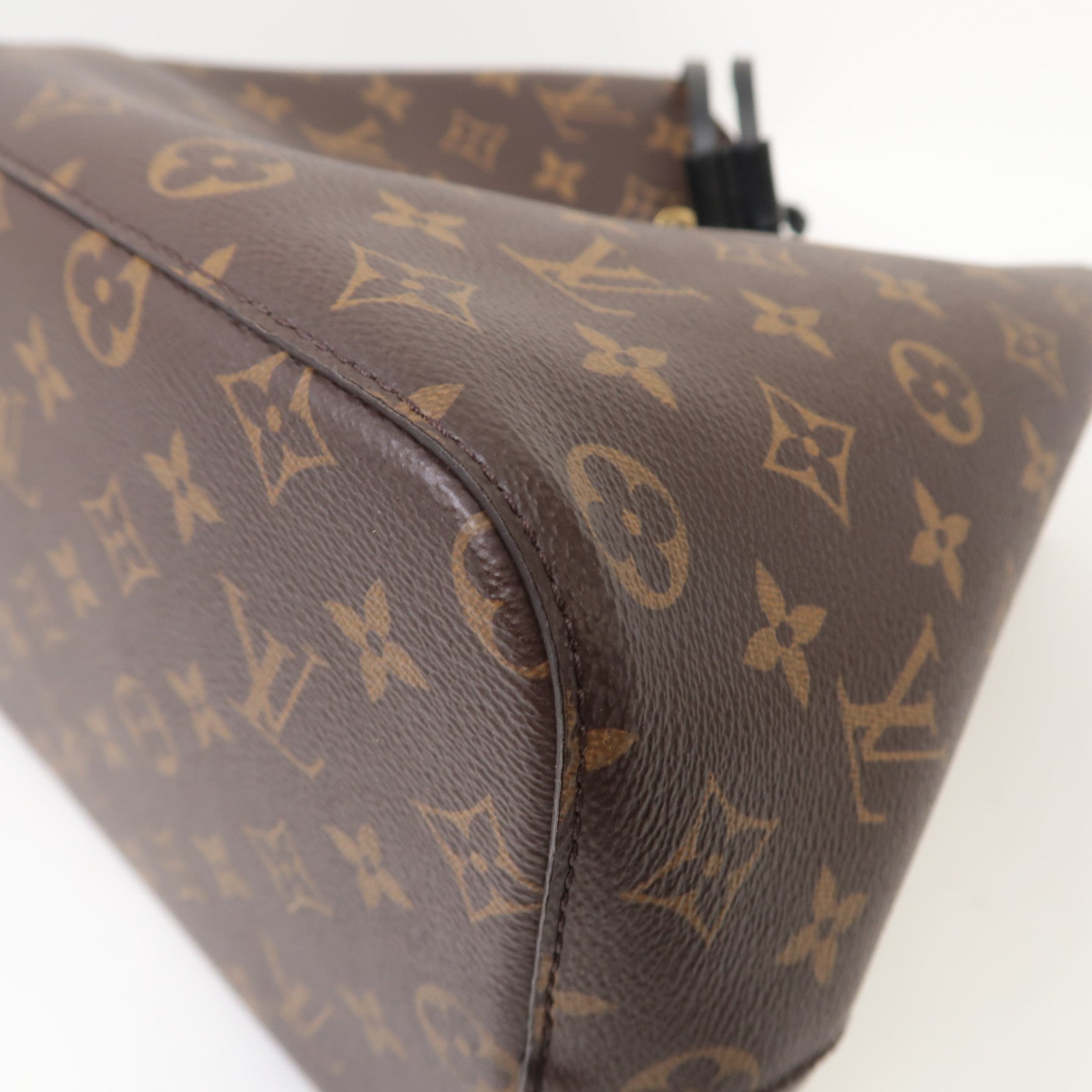 LOUIS VUITTON Monogram Neo Noe MM金扣肩背袋啡色/黑色