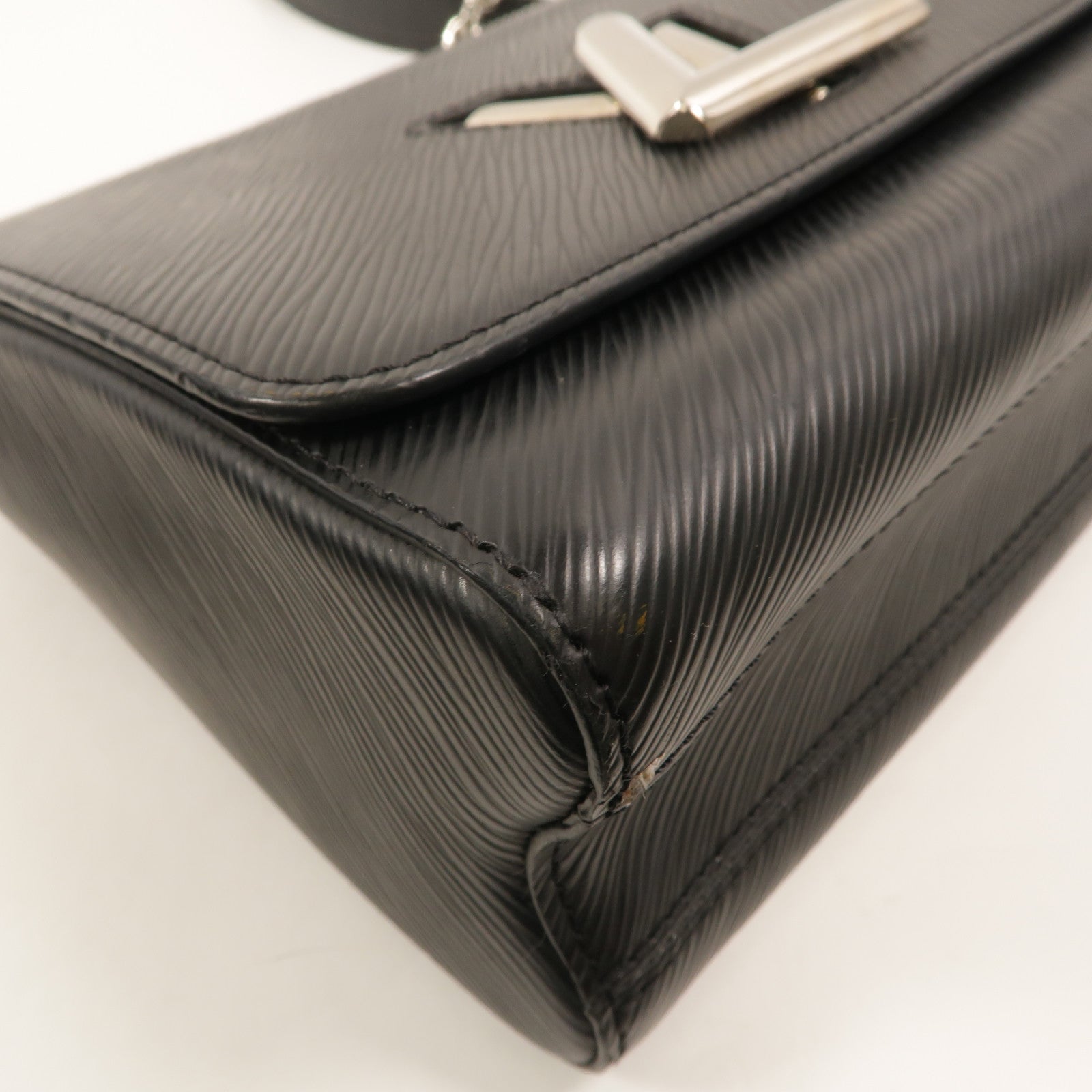 LOUIS VUITTON Epi Twist鏈帶肩背袋