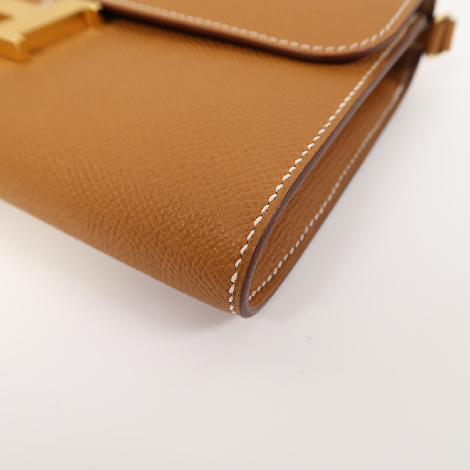 HERMES Epsom皮革Constance To Go金扣肩背袋金色