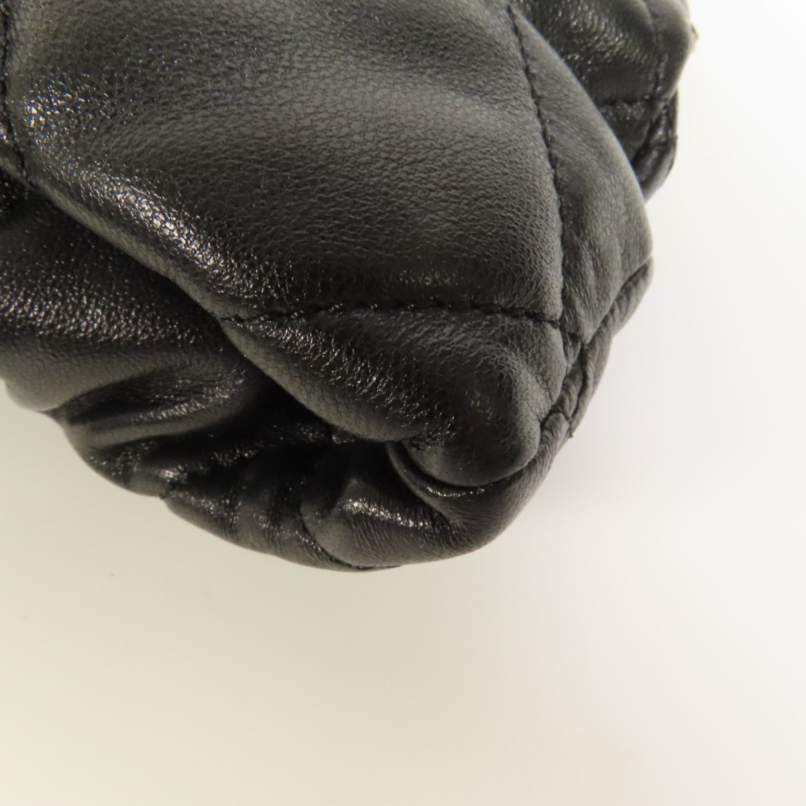 CHANEL 羊皮皮革Mini Bow Bag金扣手挽肩背兩用袋