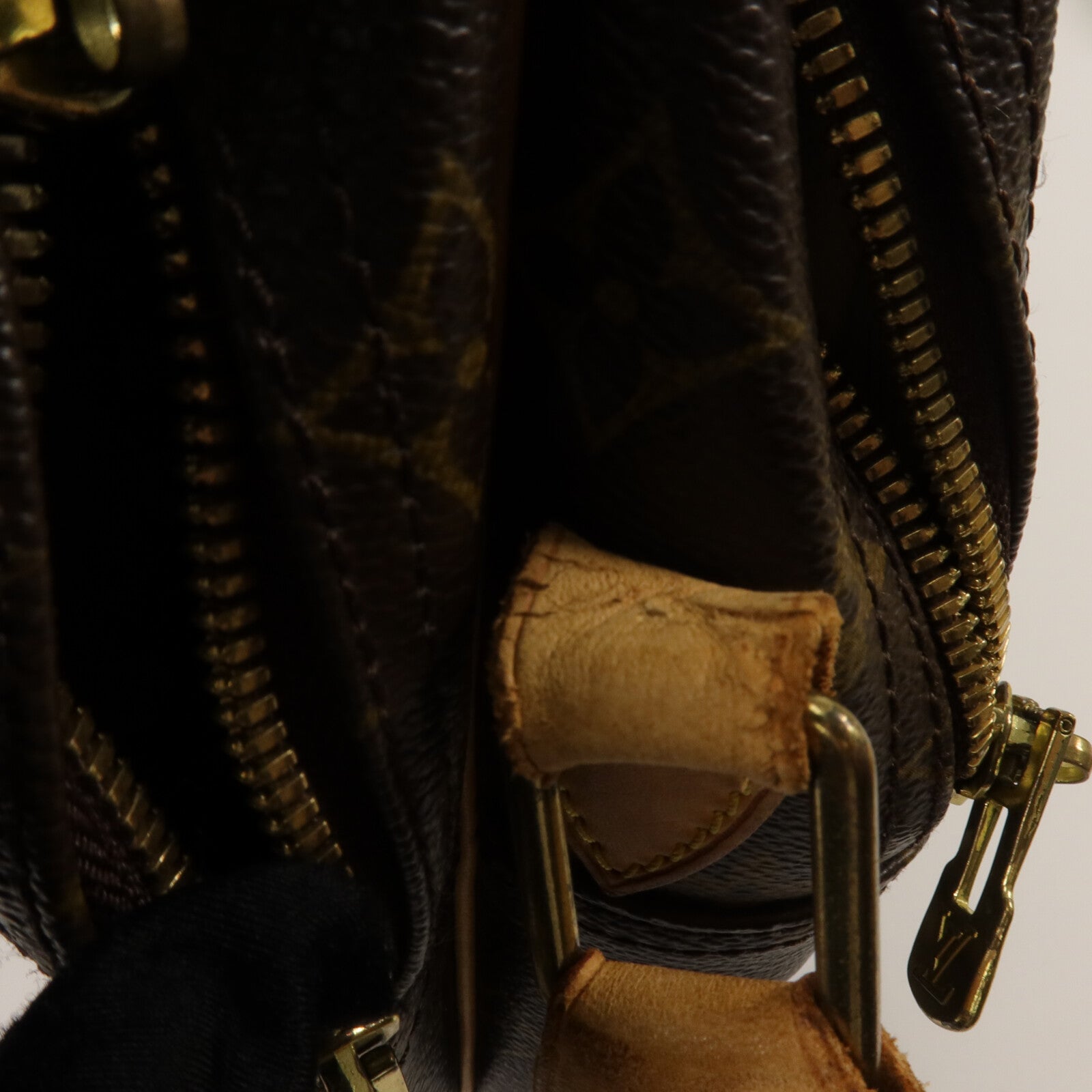 LOUIS VUITTON Monogram Reporter GM肩背袋