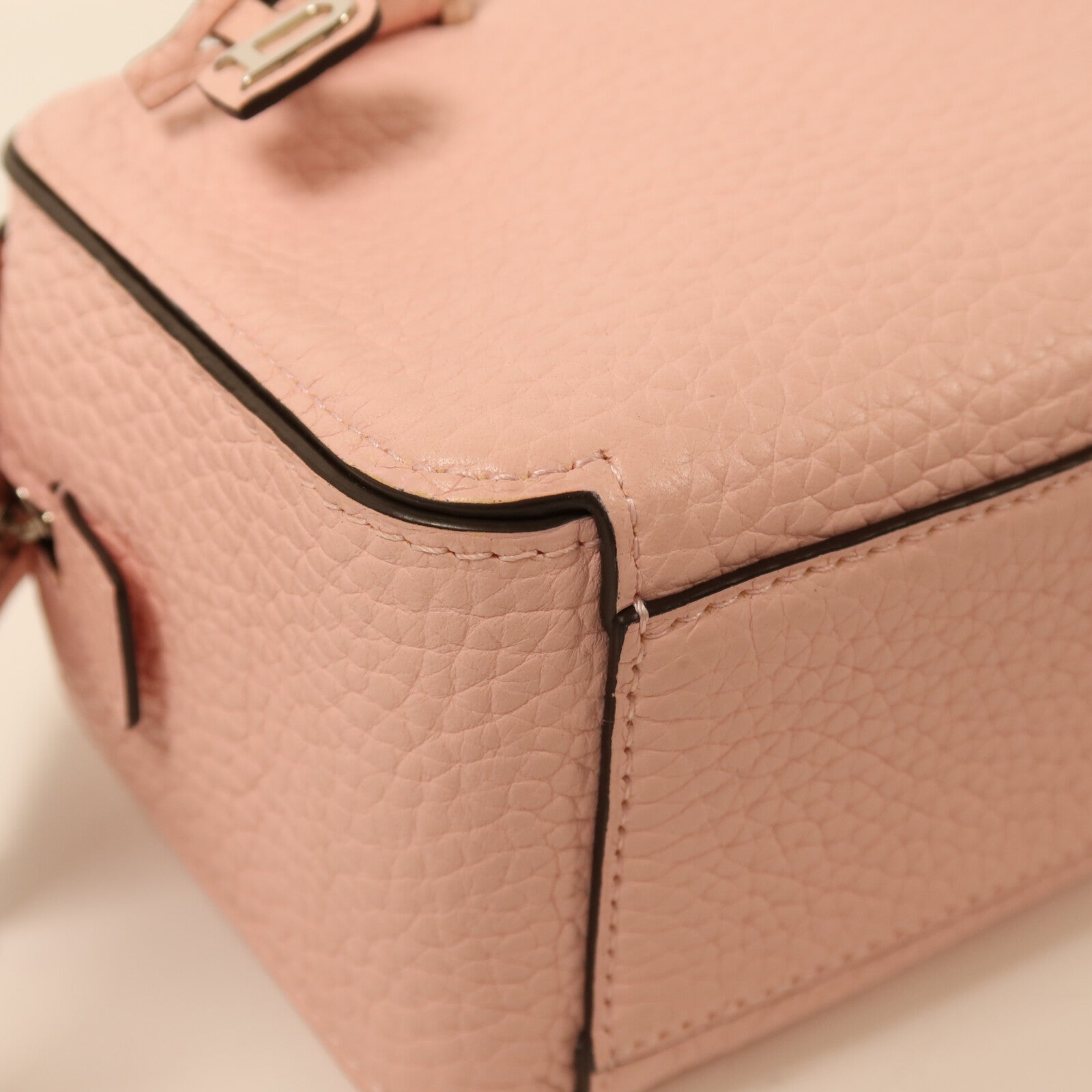 Delvaux 牛皮皮革Cool Box Mini銀扣手挽肩背兩用袋