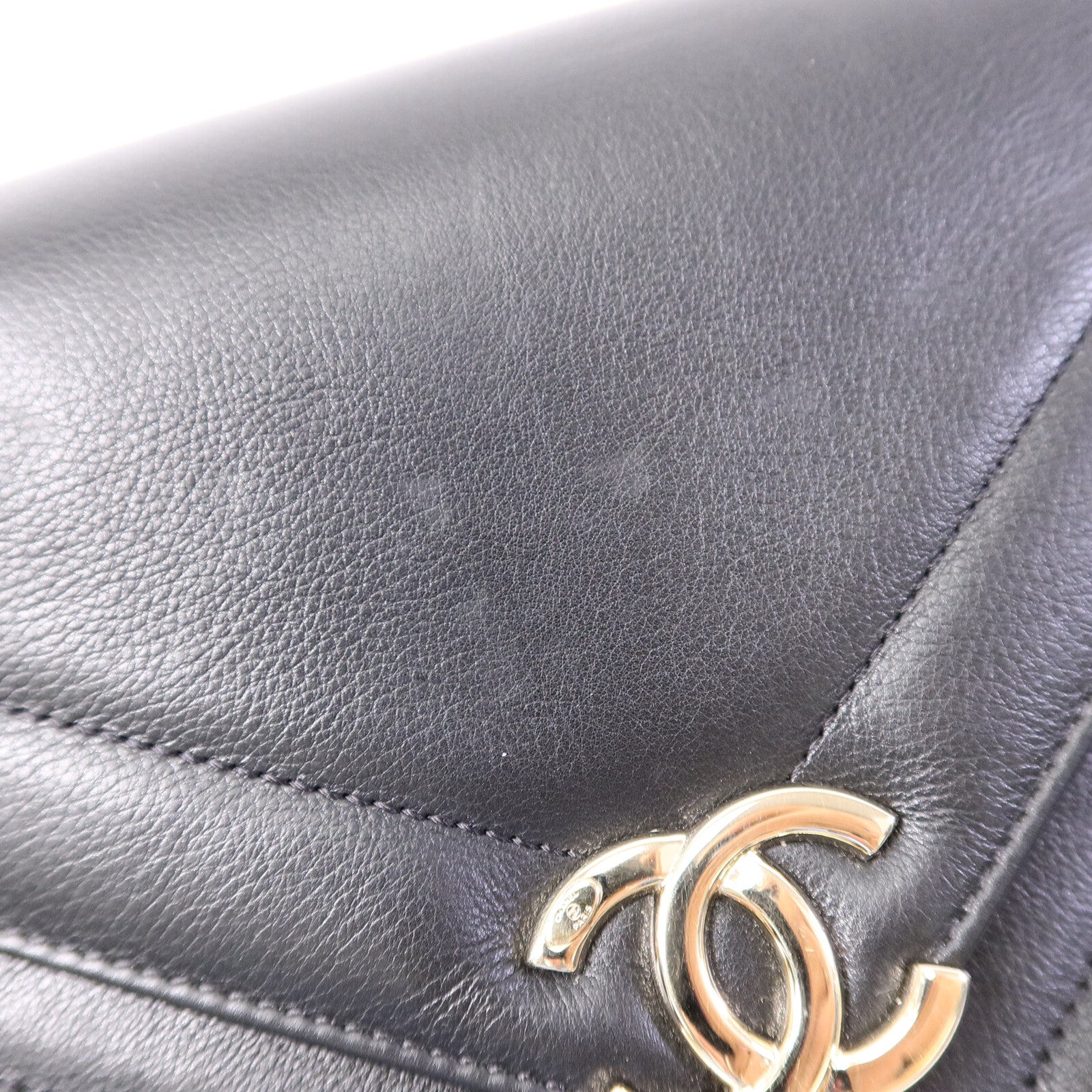 CHANEL 牛皮皮革Chain Shoulder Bag鏈帶肩背袋