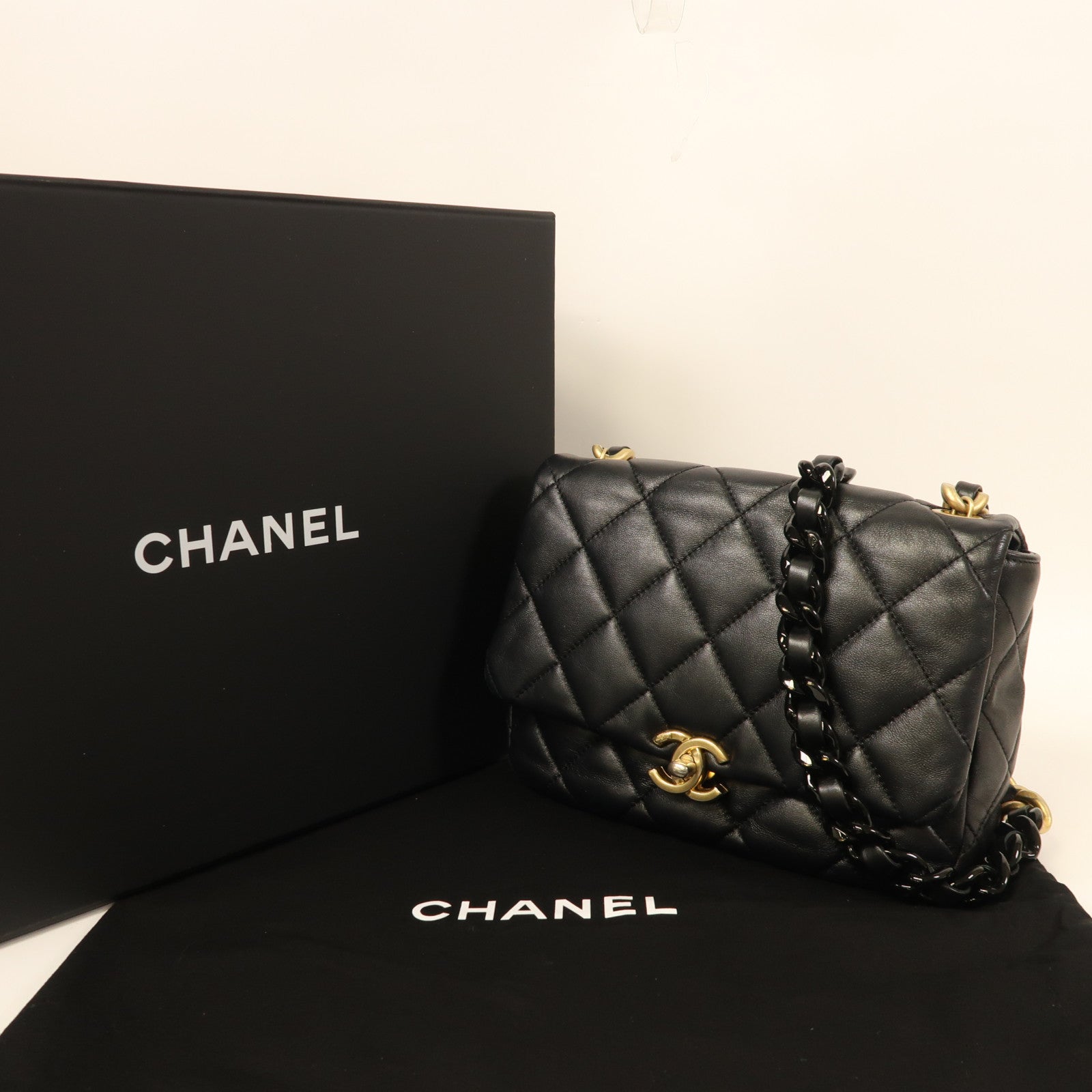 CHANEL【激減優惠】 羊皮皮革Chain Shoulder金扣鏈帶肩背袋