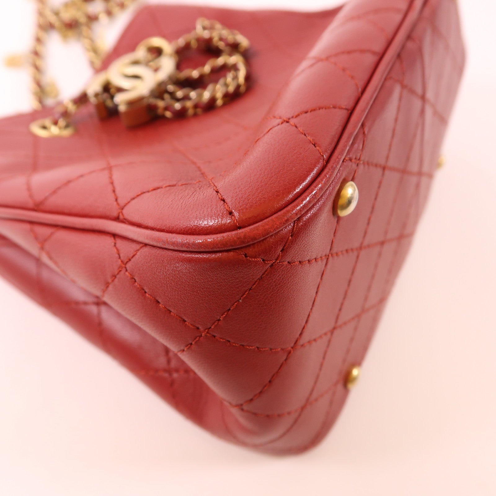 CHANEL 牛皮皮革Chain Shoulder Bag金扣鏈帶肩背袋