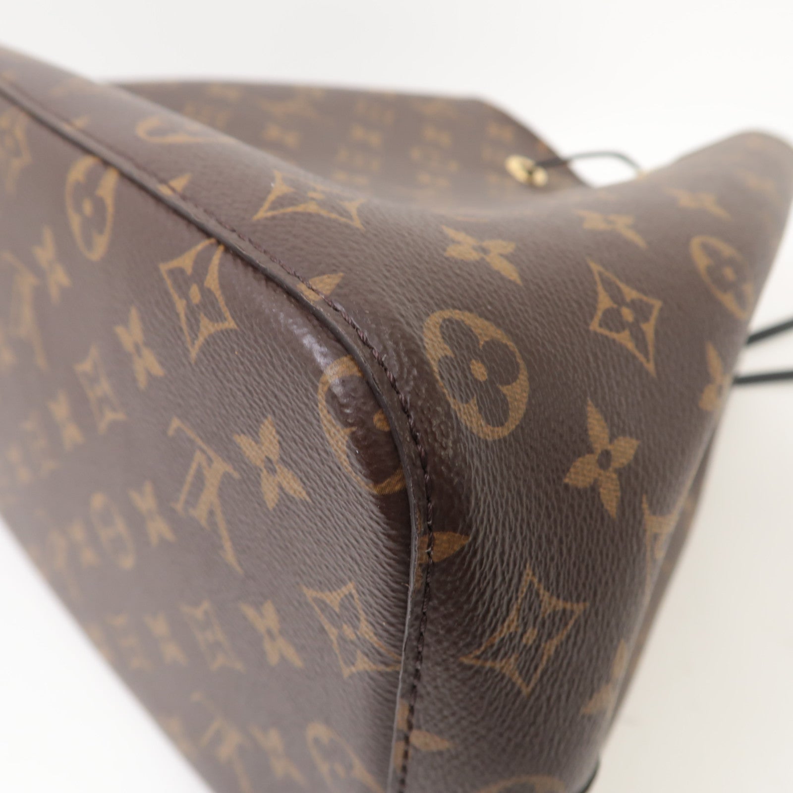 LOUIS VUITTON Monogram Neo Noe MM金扣肩背袋啡色/黑色