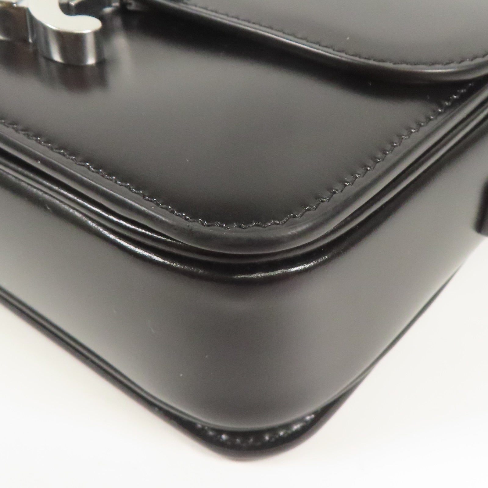 CELINE 牛皮皮革Teen Triomphe Bag銀扣肩背袋