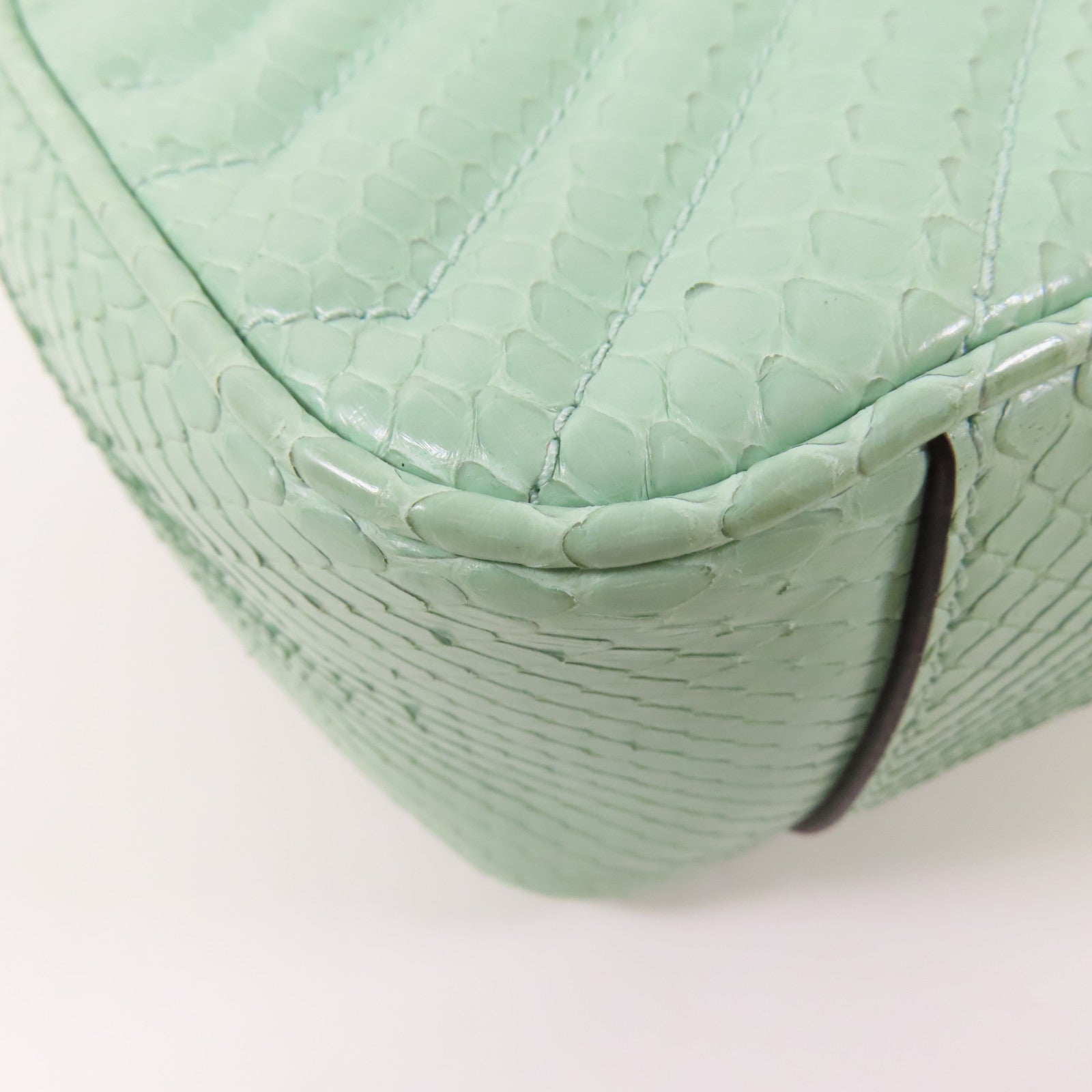 GUCCI 蛇皮皮革GG Marmont銀扣鏈帶手挽肩背兩用袋