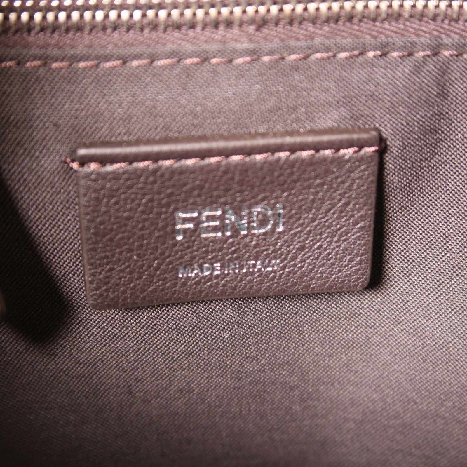 FENDI 羊皮皮革Backpack銀扣背包米色
