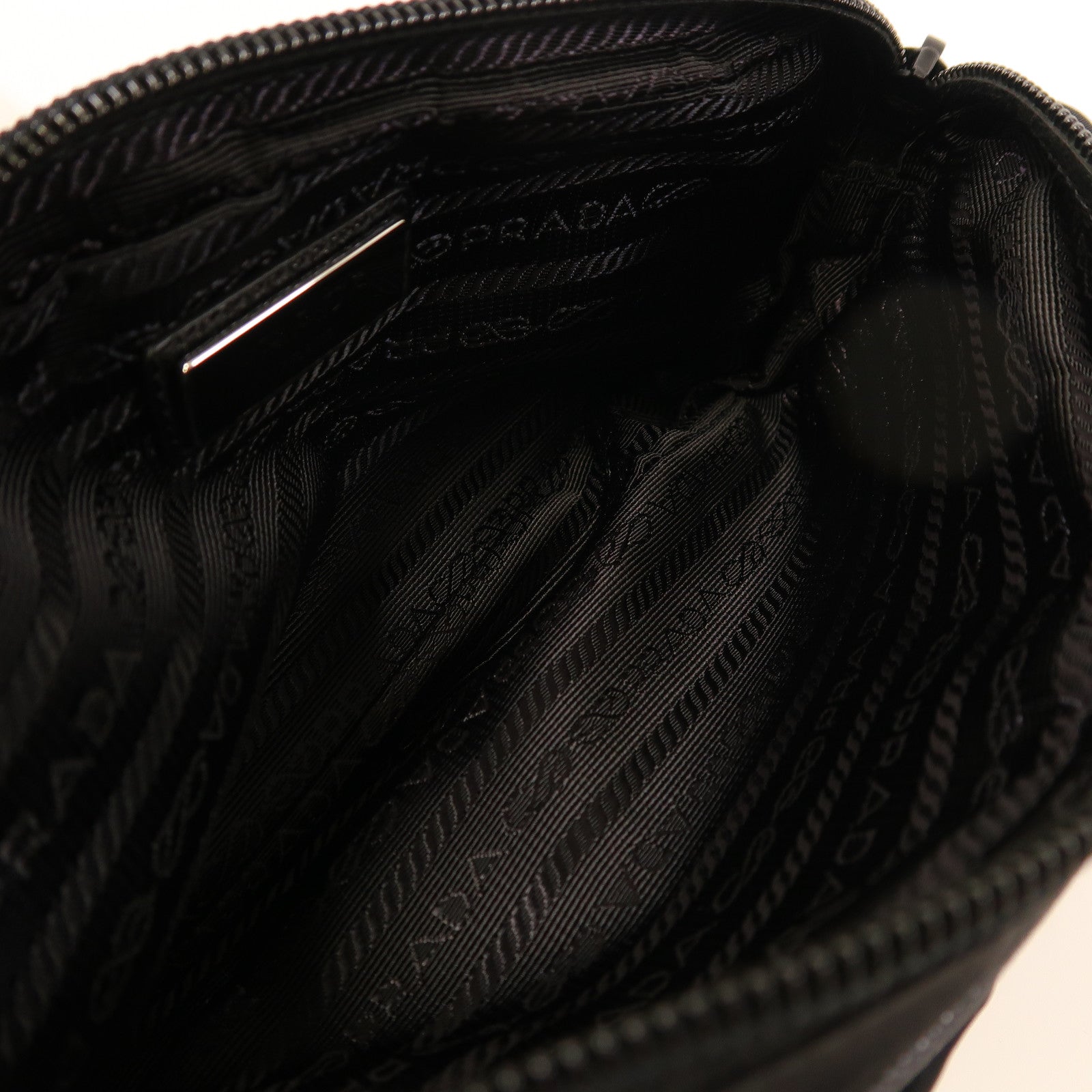 PRADA 尼龍Waist Bag銀扣腰包黑色