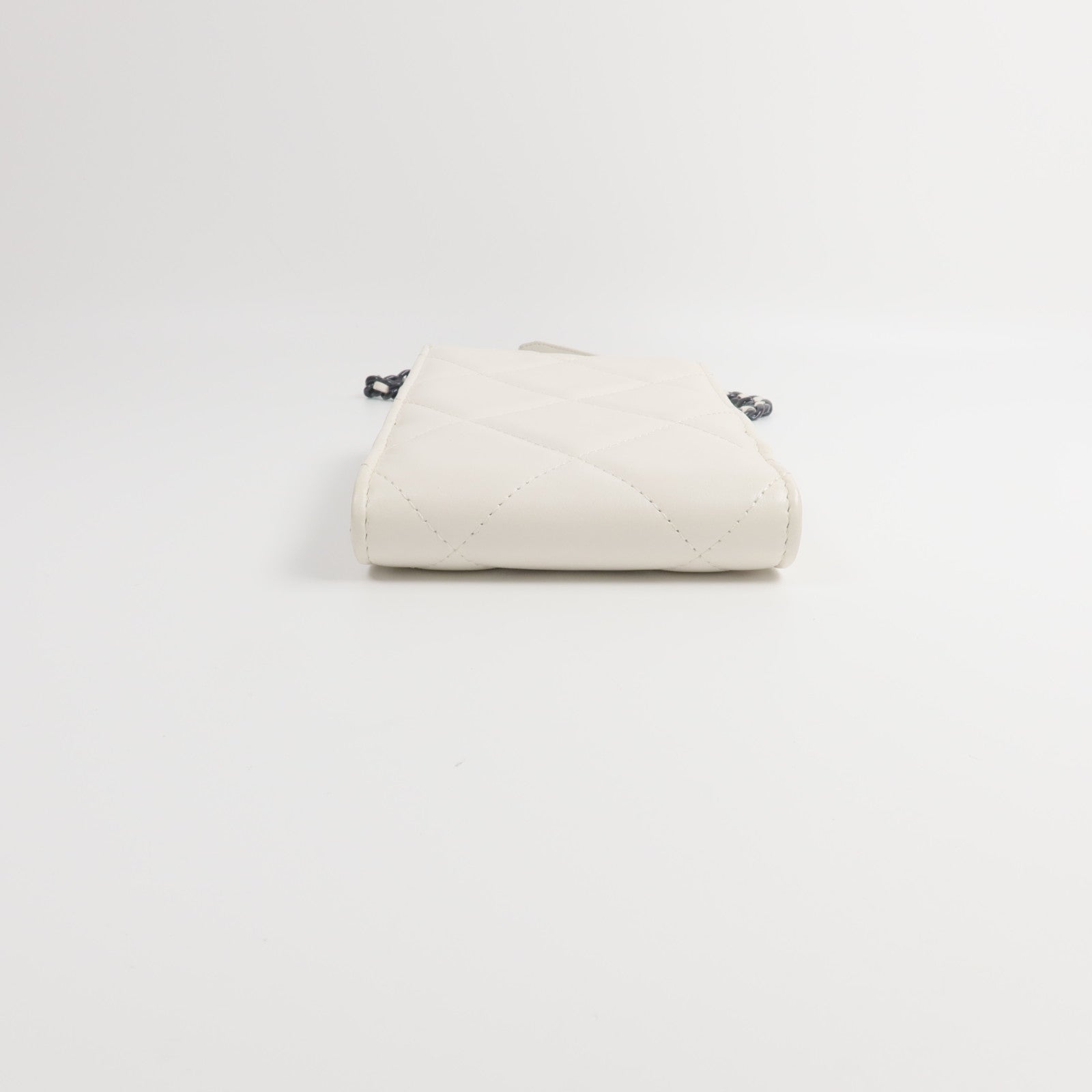 CHANEL 羊皮皮革19 Phone Holder with Chain鏈帶手挽肩背兩用袋