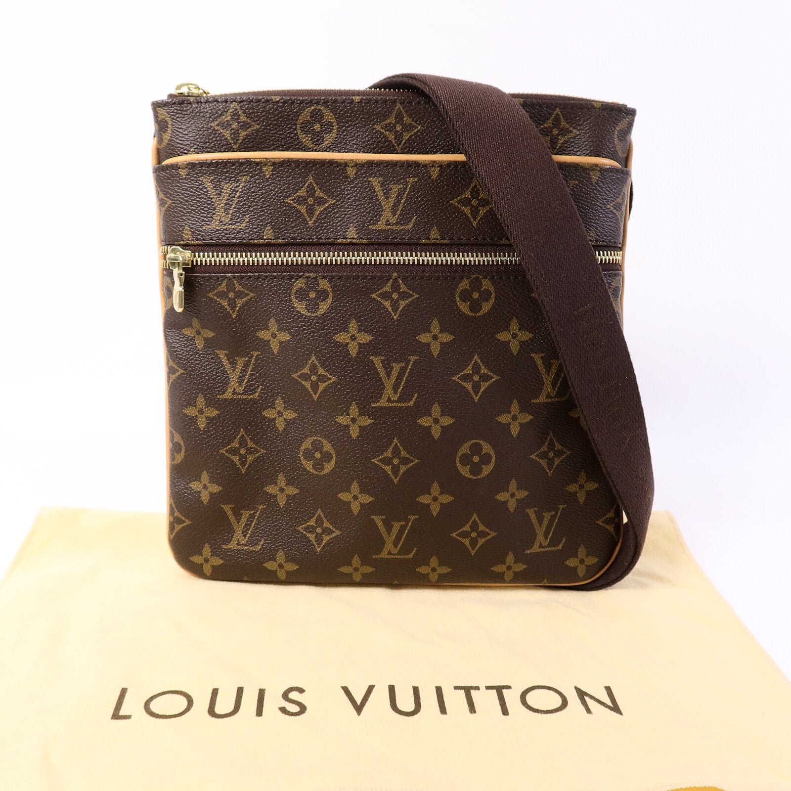 LOUIS VUITTON Monogram Valmy肩背袋