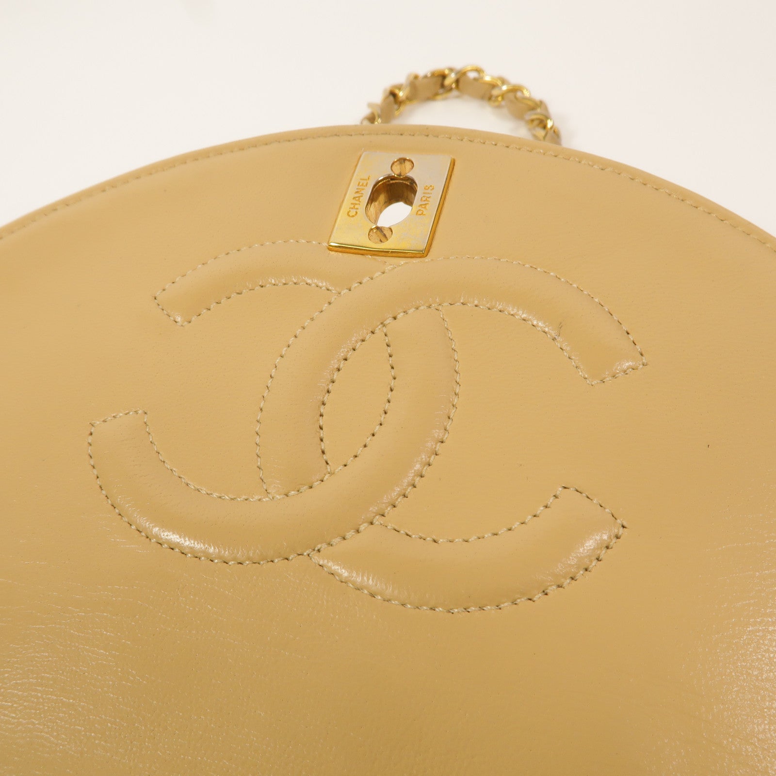 CHANEL 羊皮皮革Vintage Half Moon Flap Bag鏈帶肩背袋
