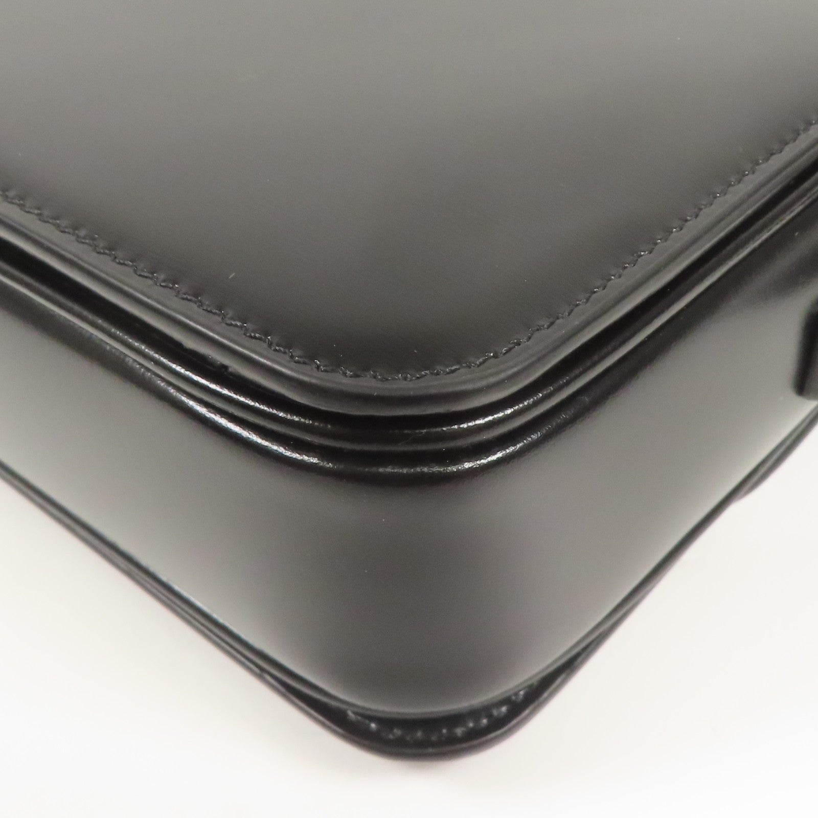 CELINE 牛皮皮革Teen Triomphe Bag銀扣肩背袋