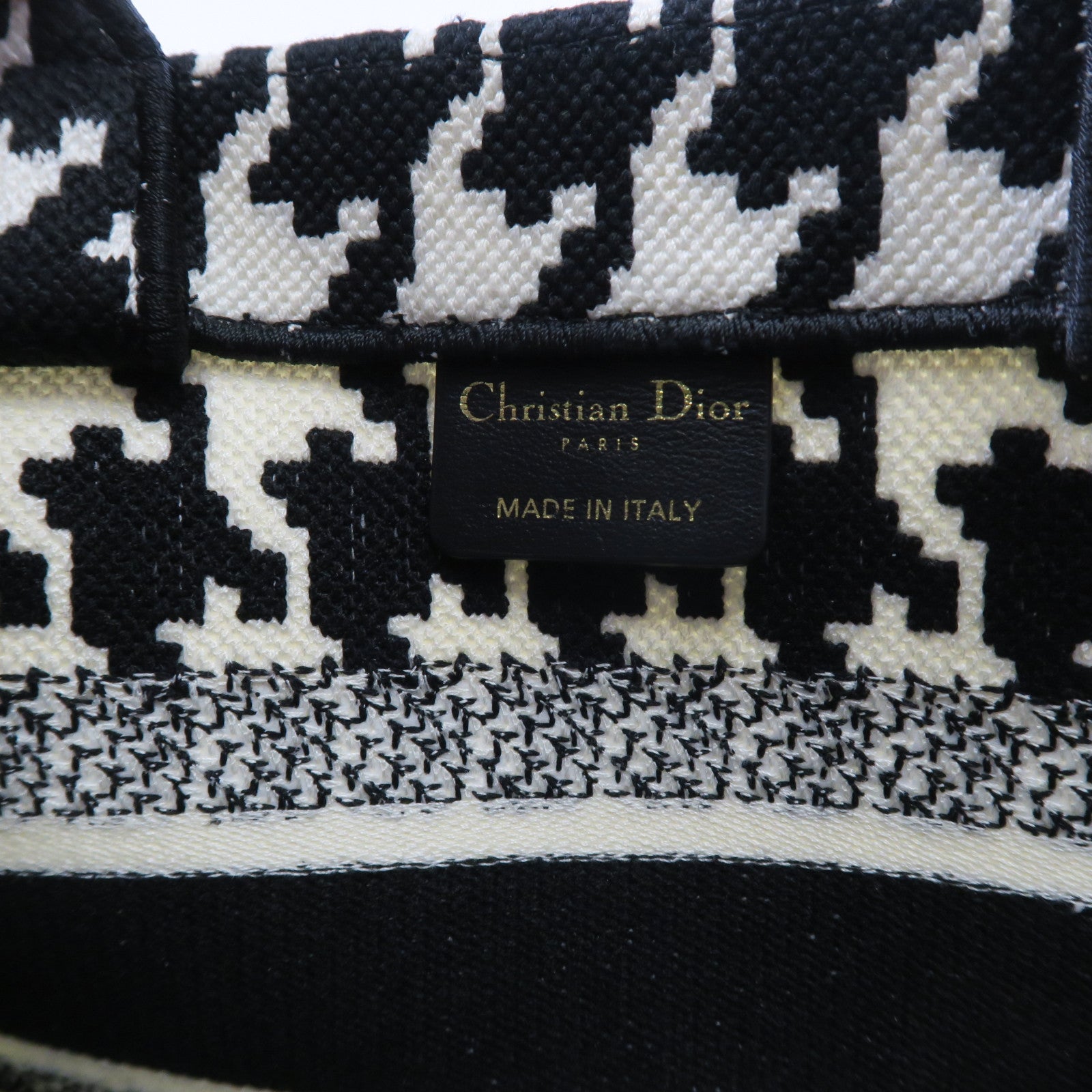 Dior 帆布Medium Book Tote手挽袋黑色