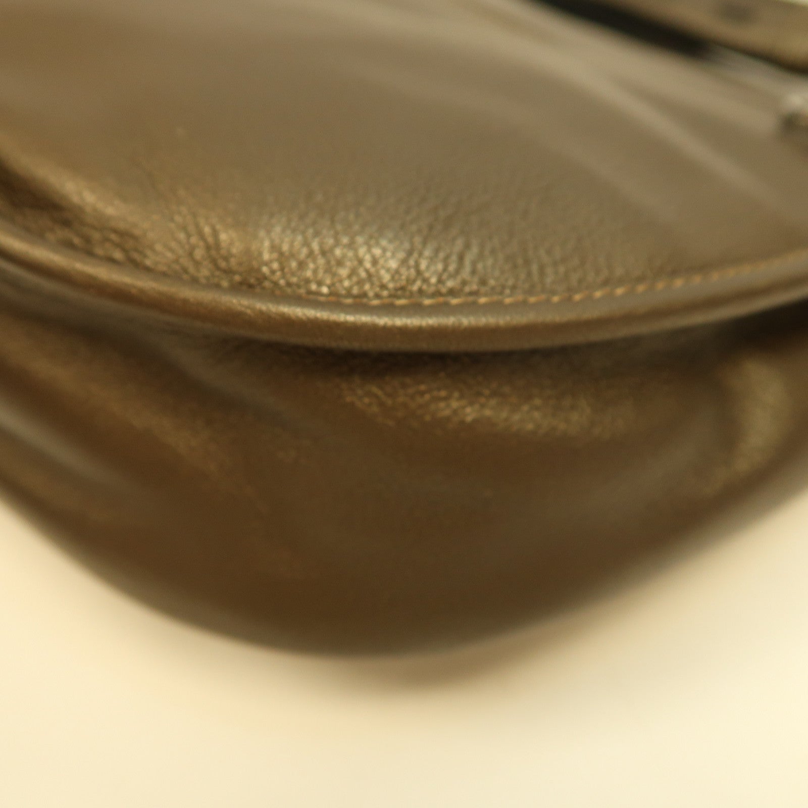LOEWE 皮革Shoulder Bag銀扣肩背袋啡色