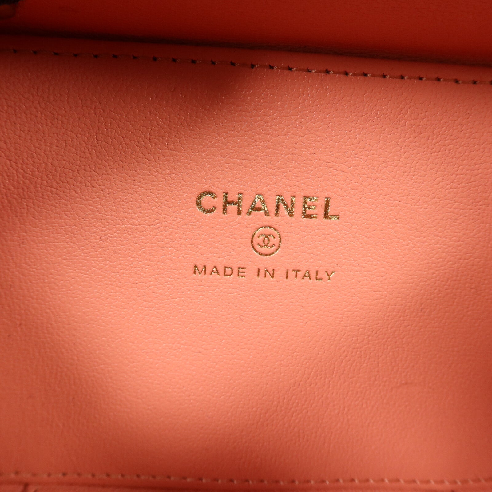CHANEL 漆皮皮革Mini Vanity Case鏈帶手挽肩背兩用袋