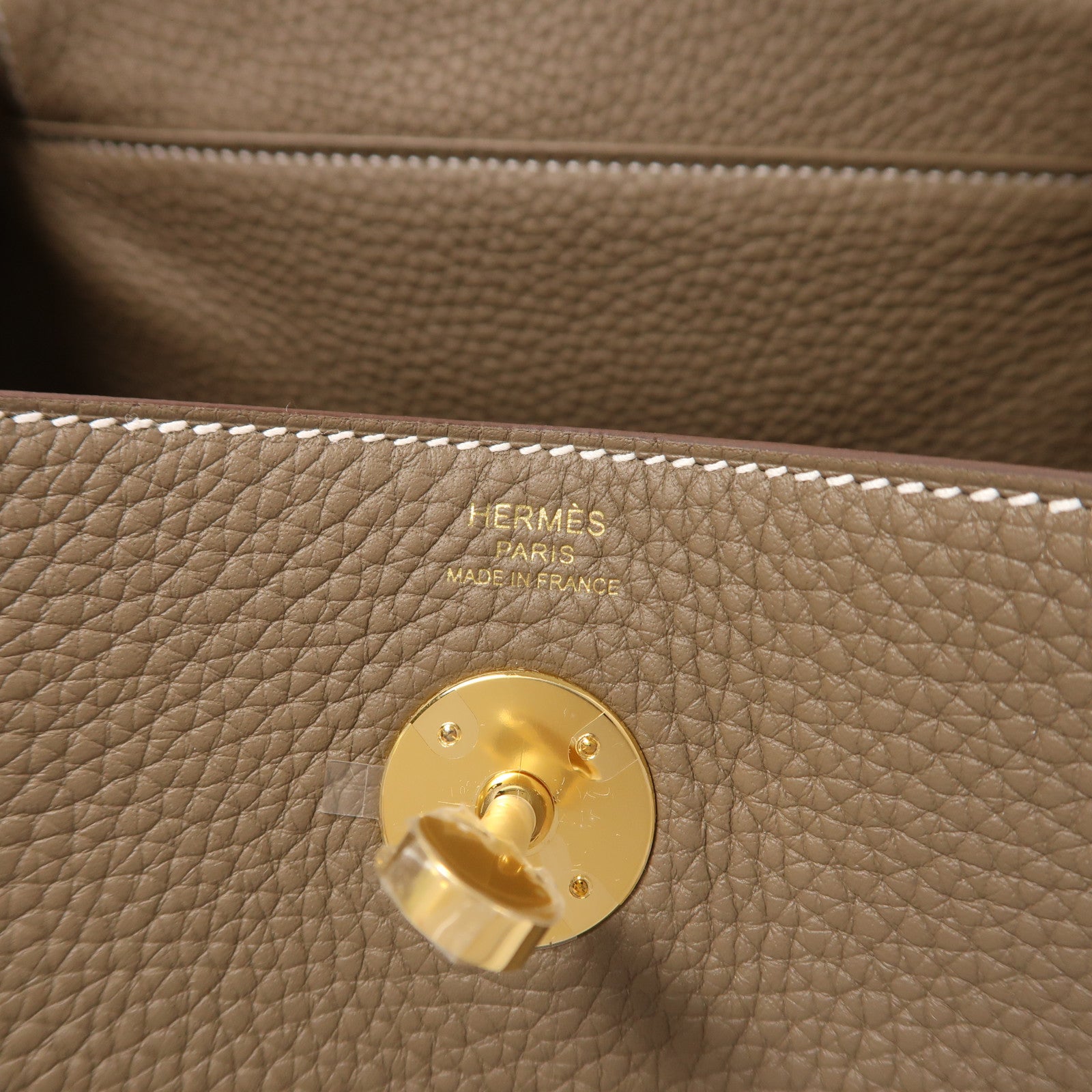 HERMES Clemence皮革Lindy 26金扣手挽肩背兩用袋Etoupe