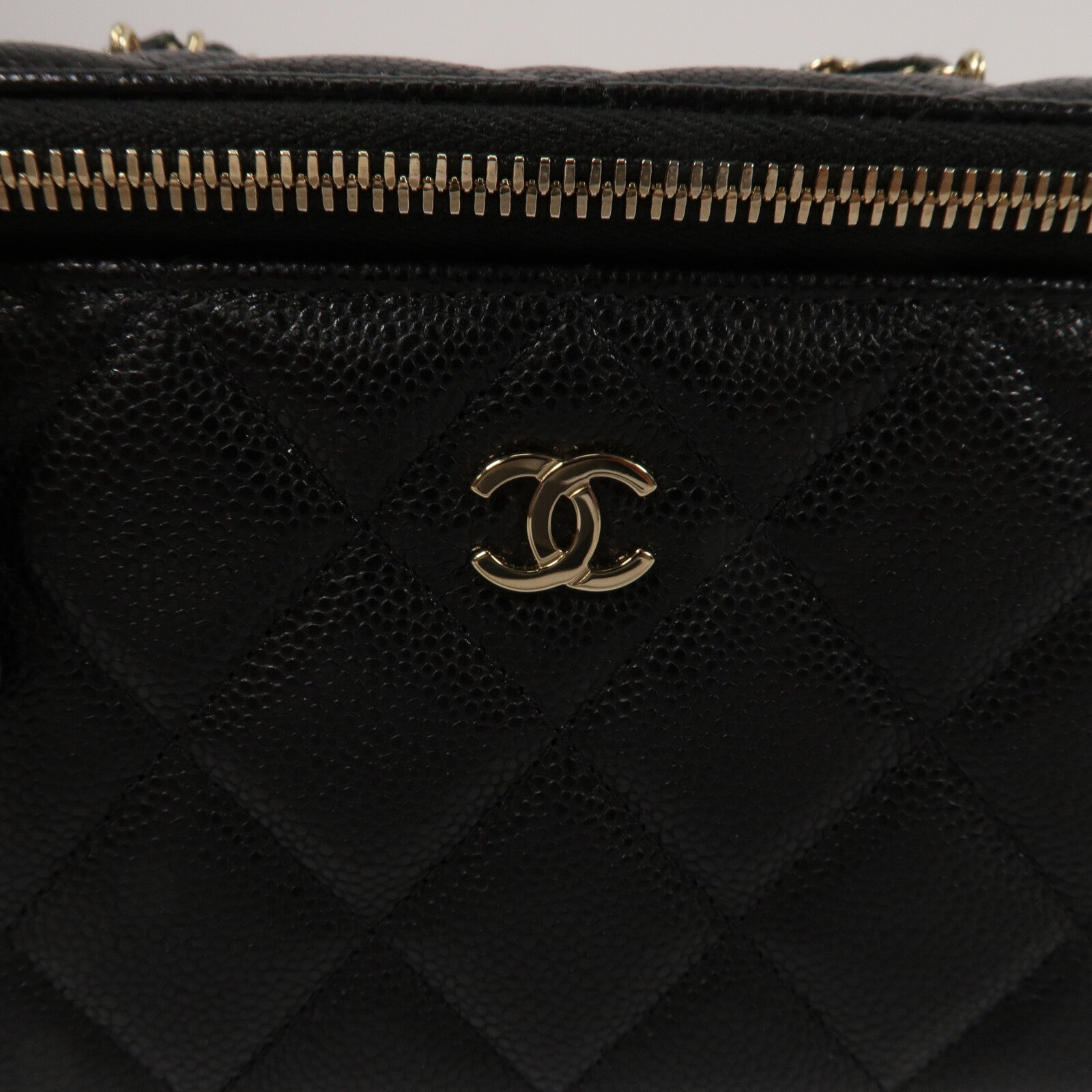 CHANEL 牛皮皮革Vantiy Case鏈帶肩背袋