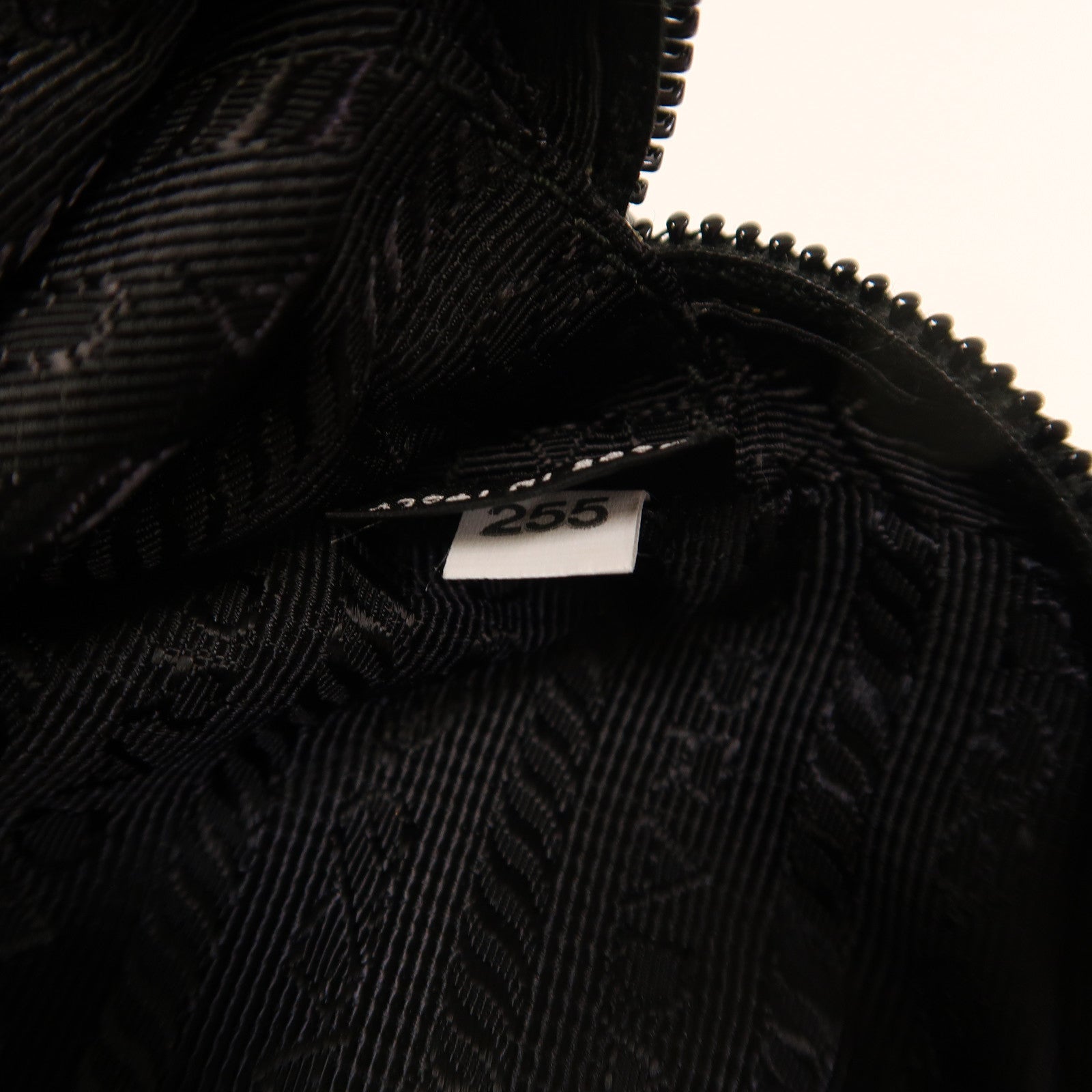 PRADA 尼龍Waist Bag銀扣腰包黑色