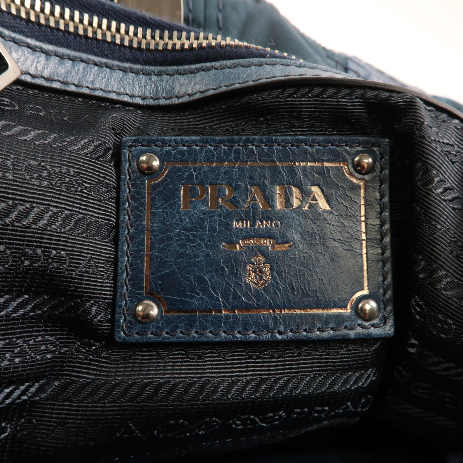 PRADA 尼龍/牛皮皮革Shoulder Bag銀扣肩背袋