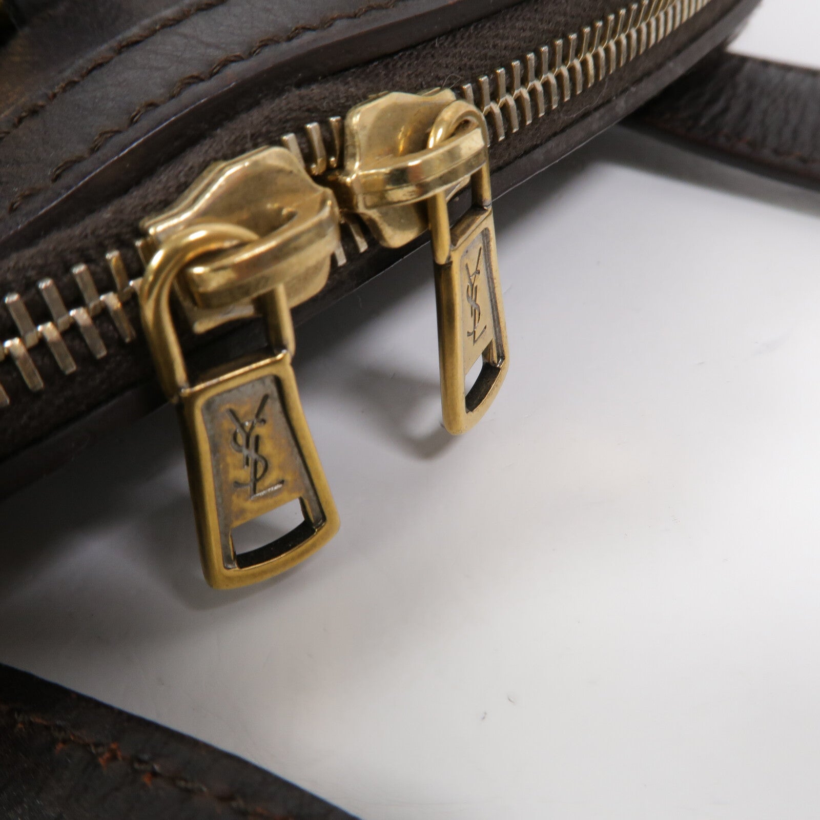 YVES SAINT LAURENT 牛皮皮革Muse Bag手挽袋