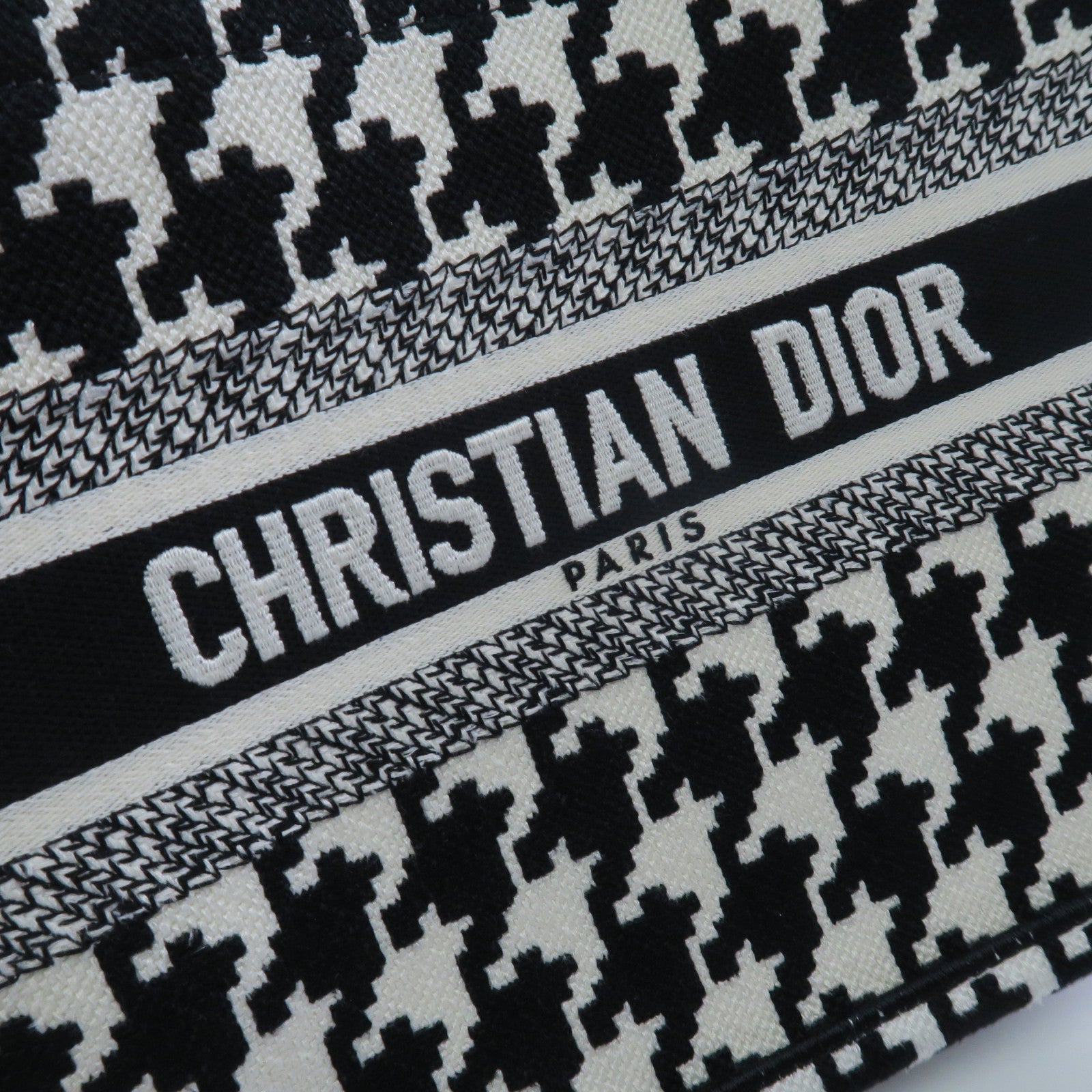 Dior 帆布Medium Book Tote手挽袋黑色
