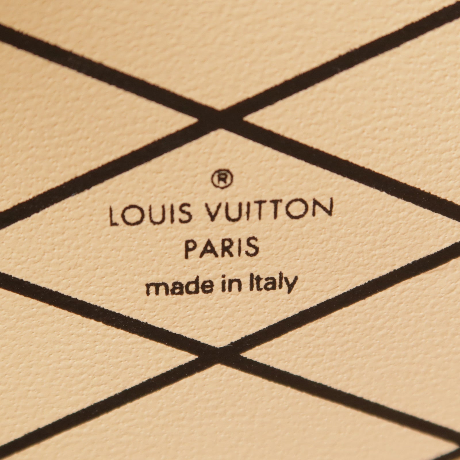 LOUIS VUITTON Monogram Reverse Petite Malle金扣肩背袋