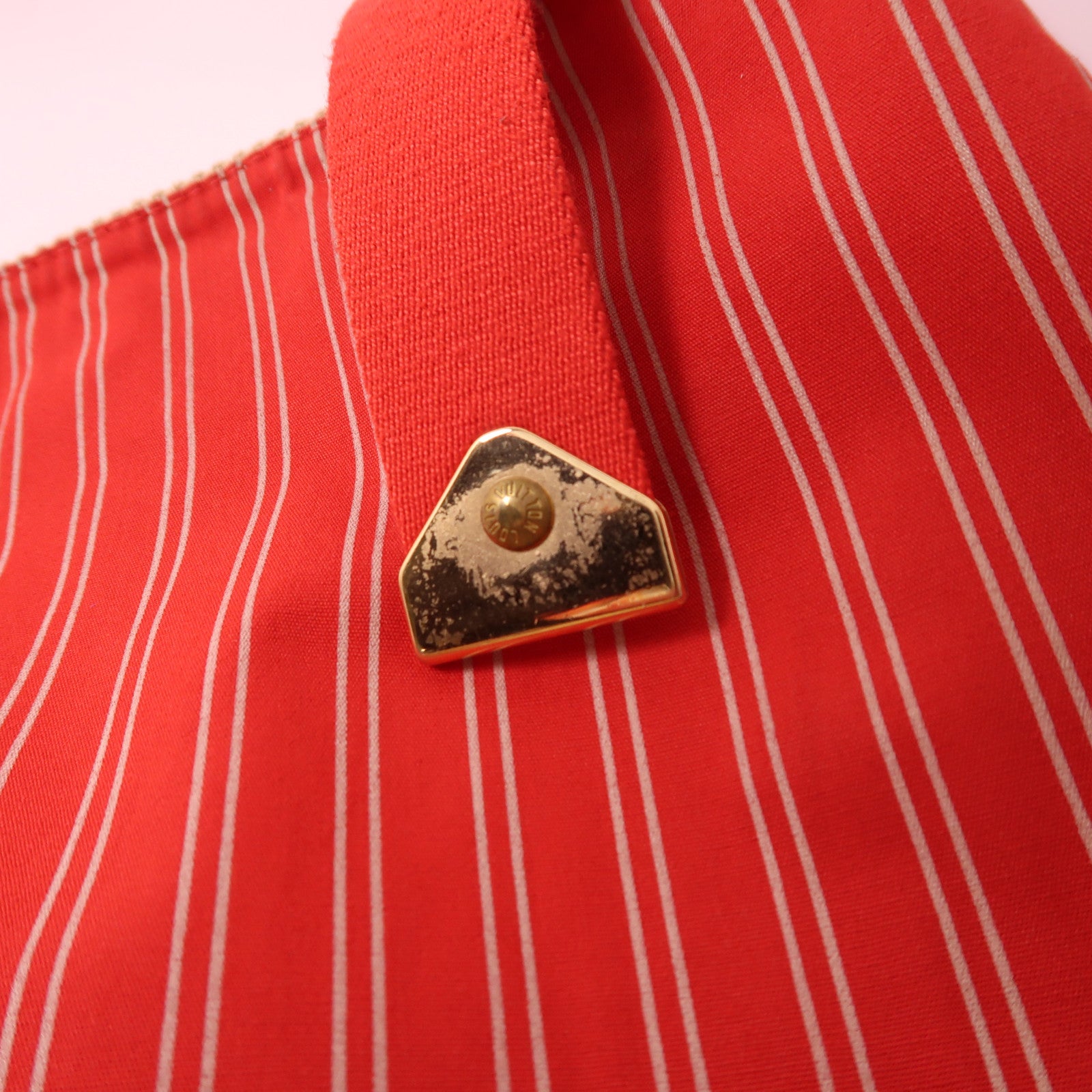 LOUIS VUITTON 帆布Antigua Besace PM金扣肩背袋